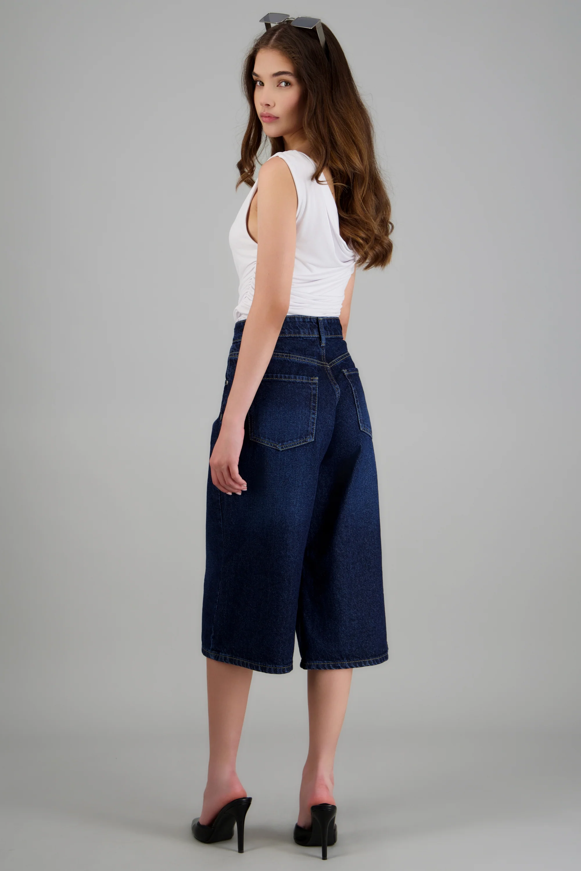 Bermuda denim entintada - Image 2