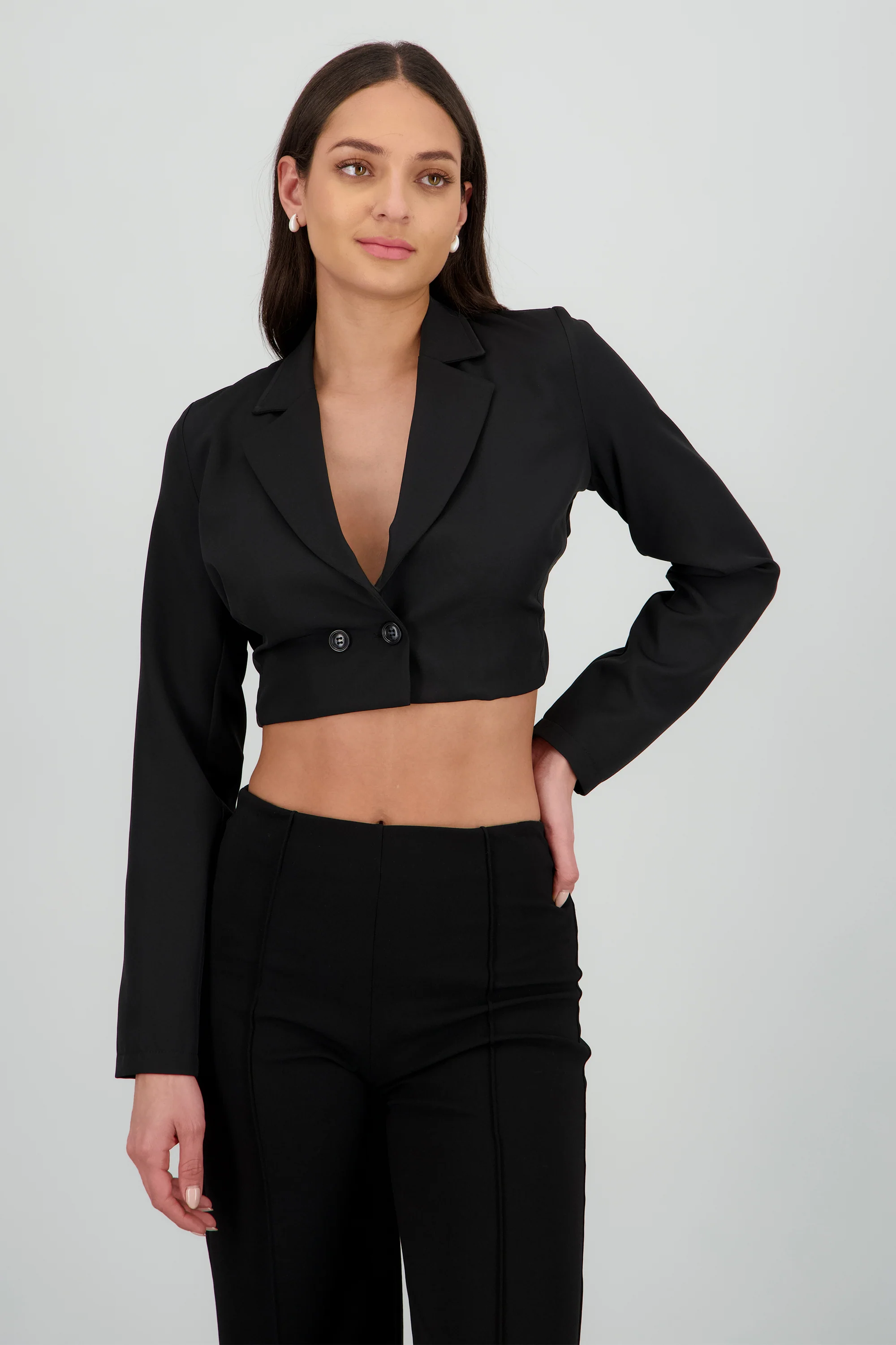 Blazer crop detalle abertura espalda - Image 5