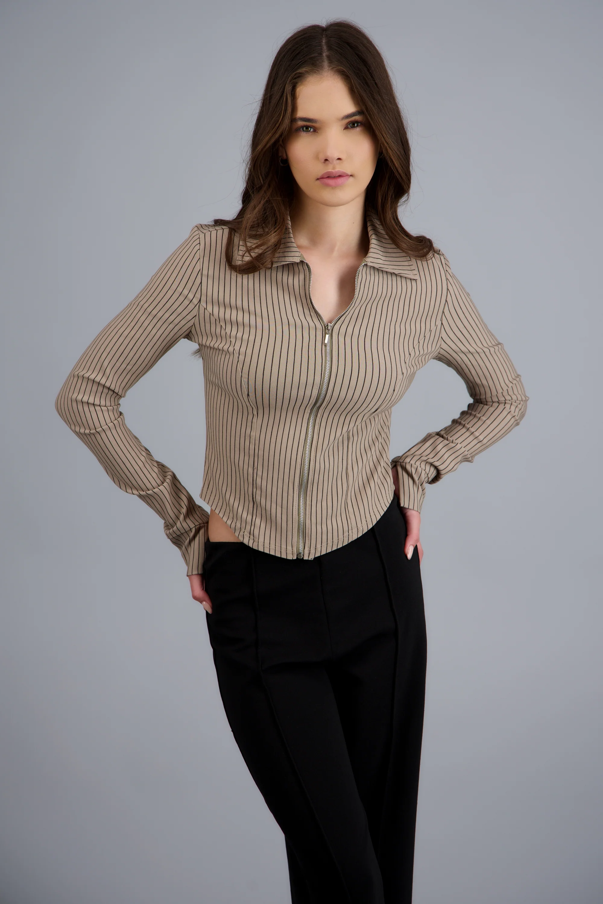 Blusa de rayas manga larga detalle cierre