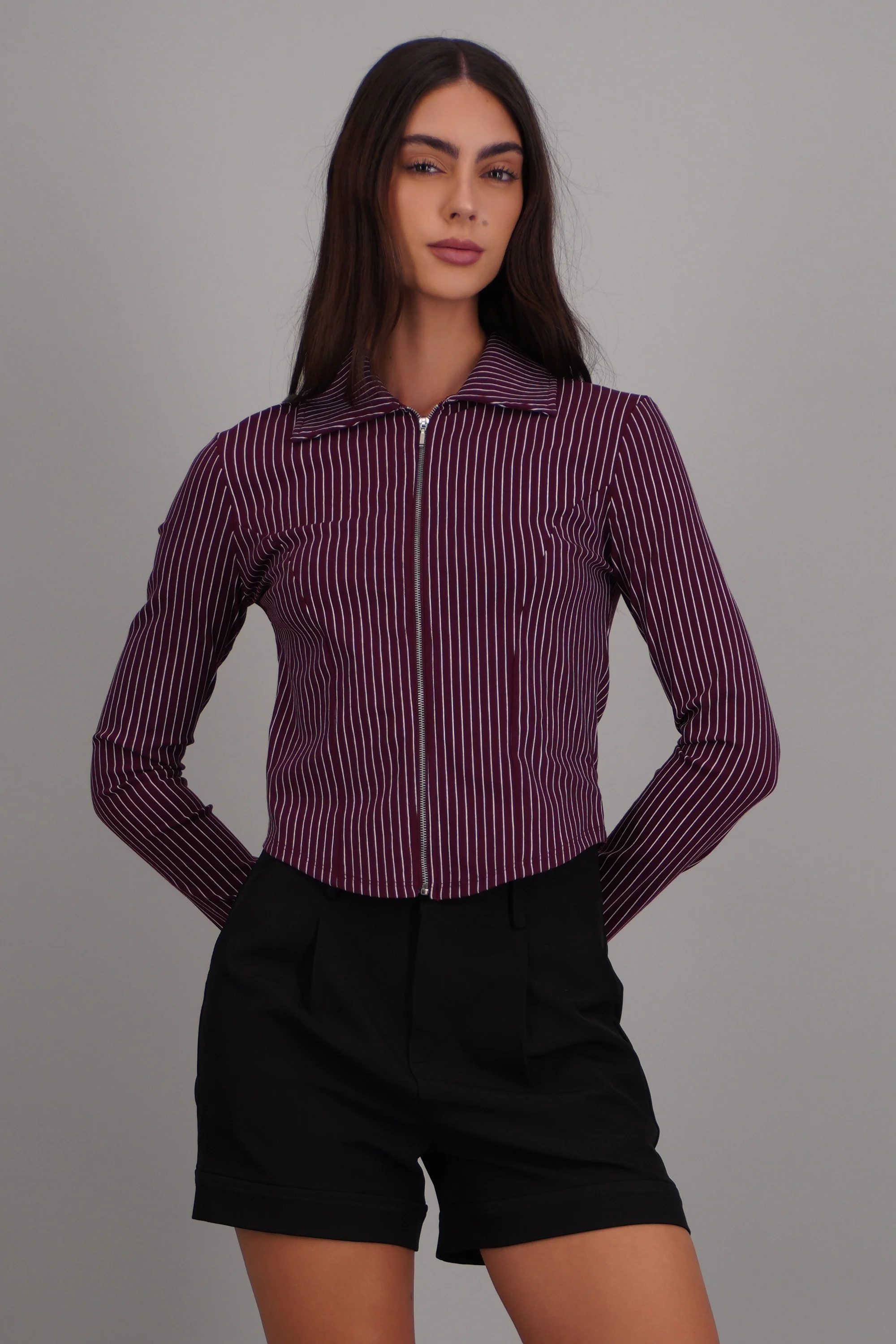 Blusa de rayas manga larga detalle cierre
