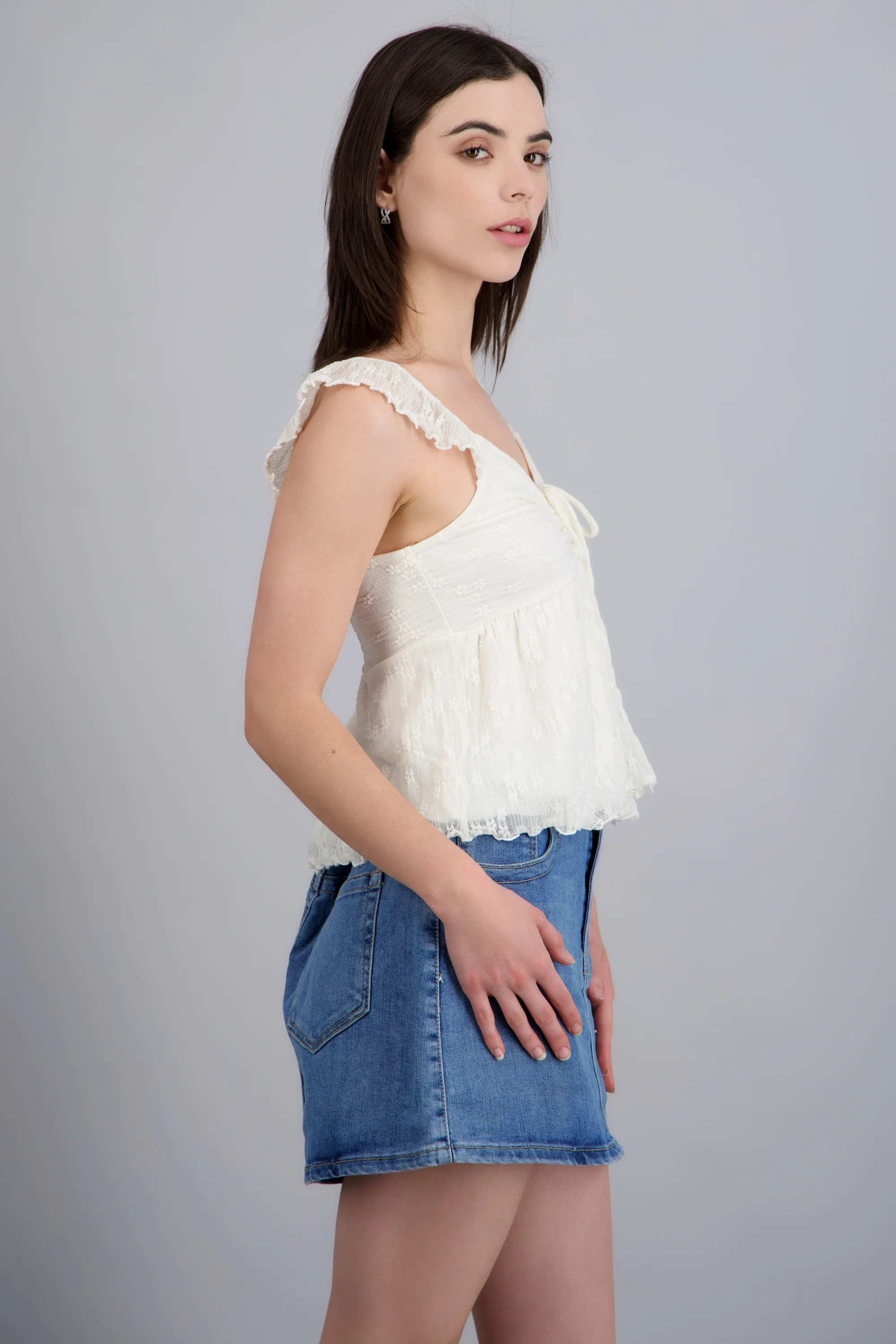 Blusa encaje tirantes olanes - Image 2