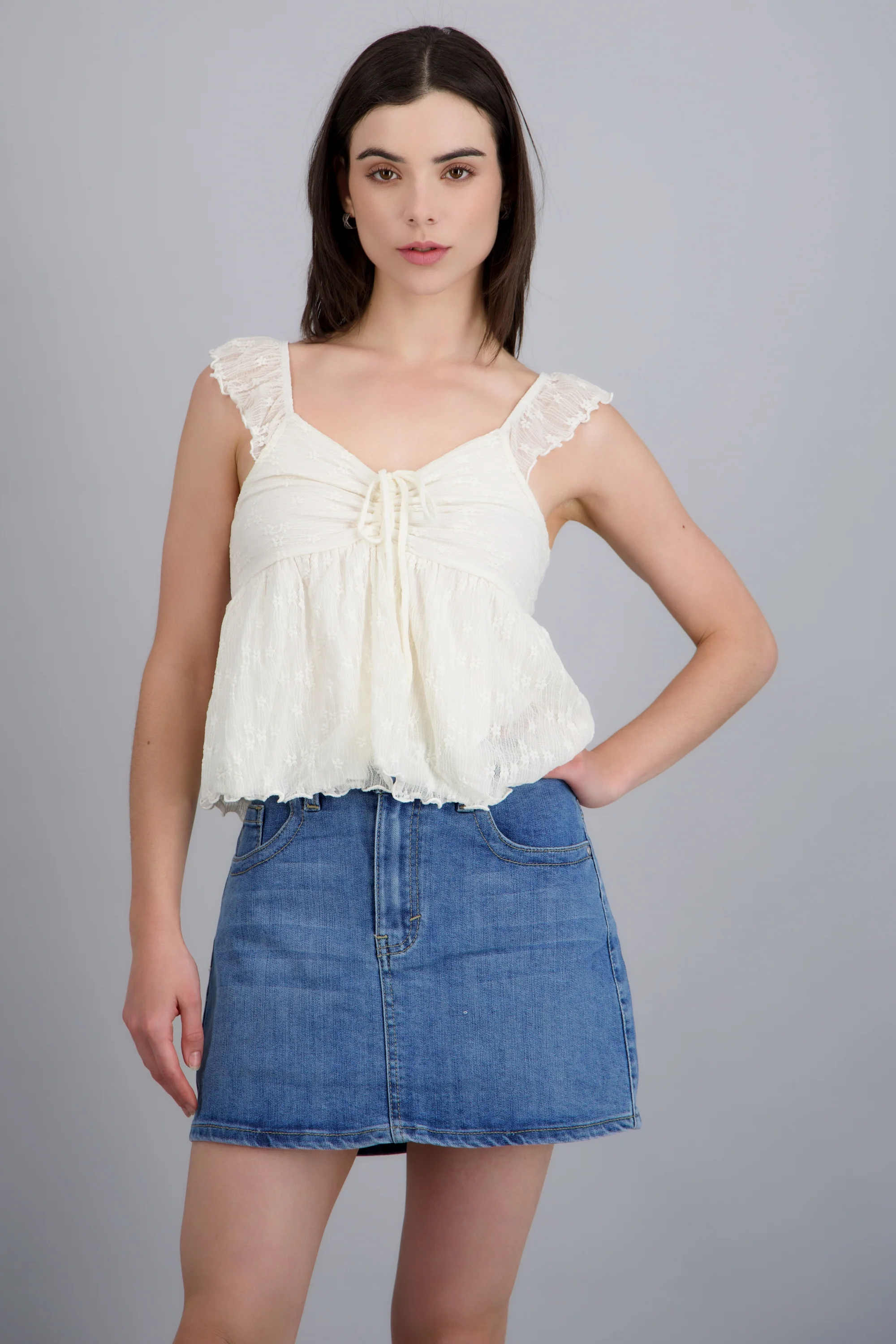 Blusa encaje tirantes olanes - Image 3