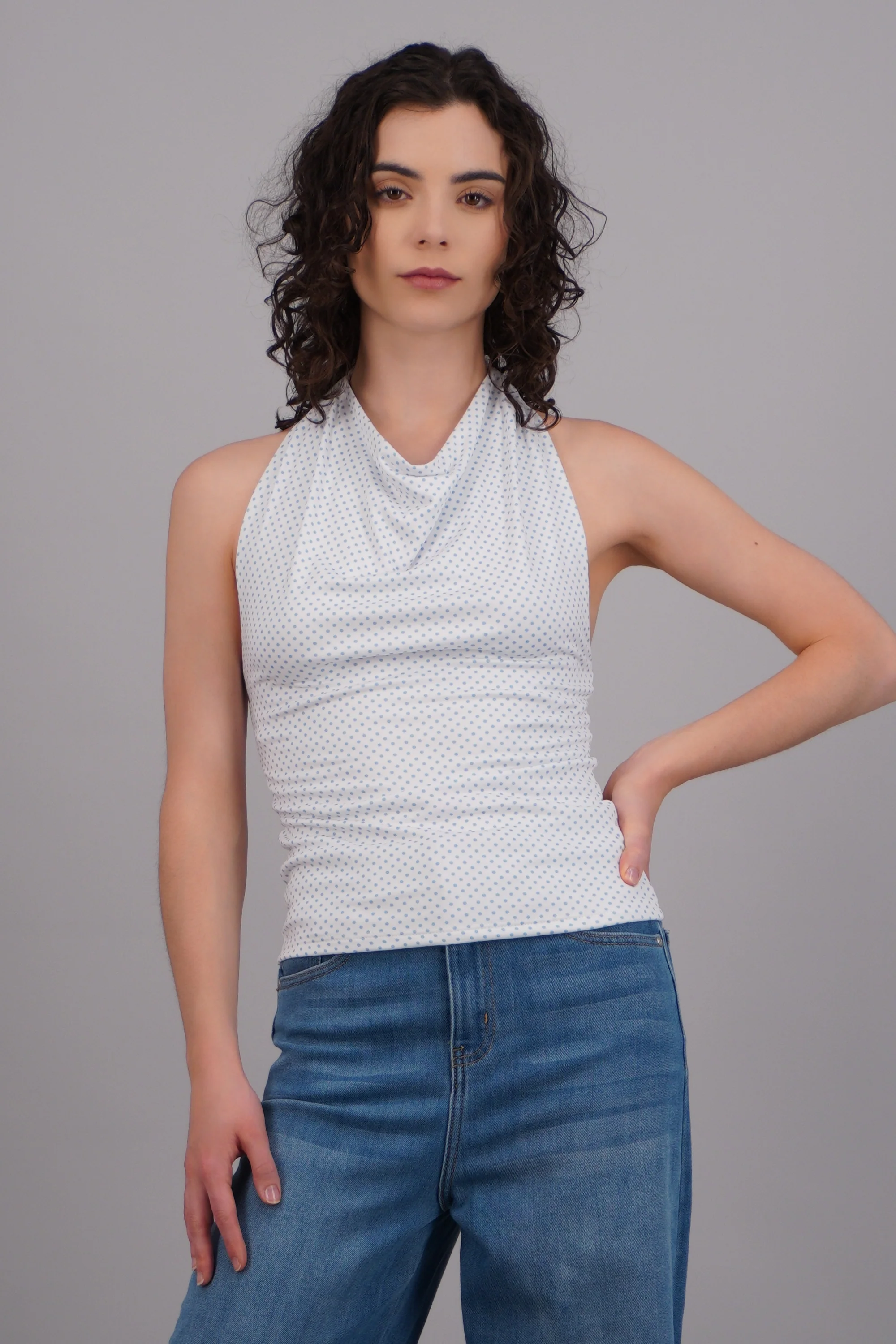Blusa halter cuello drapeado polka - Image 3