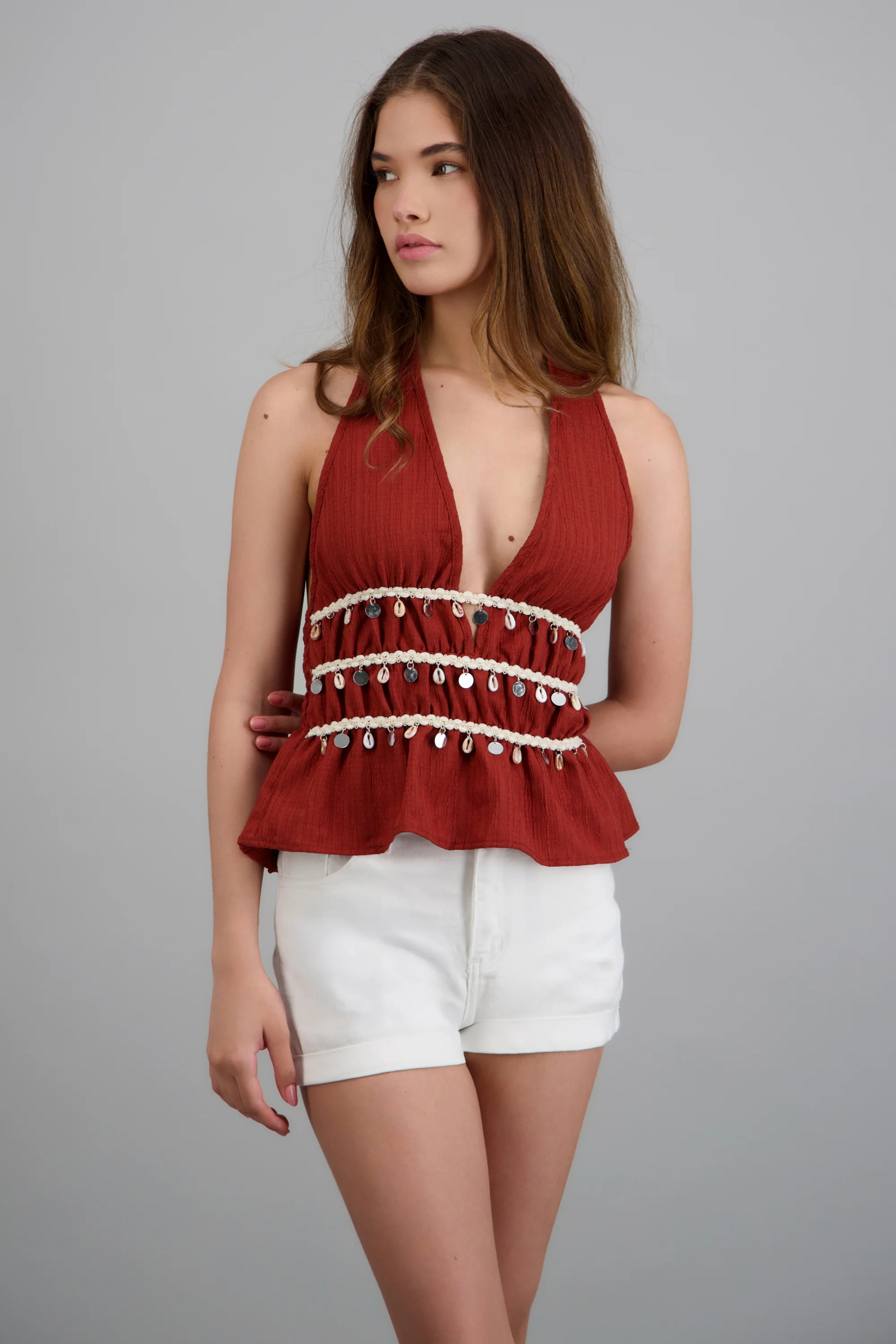 Blusa halter detalle conchas - Image 2