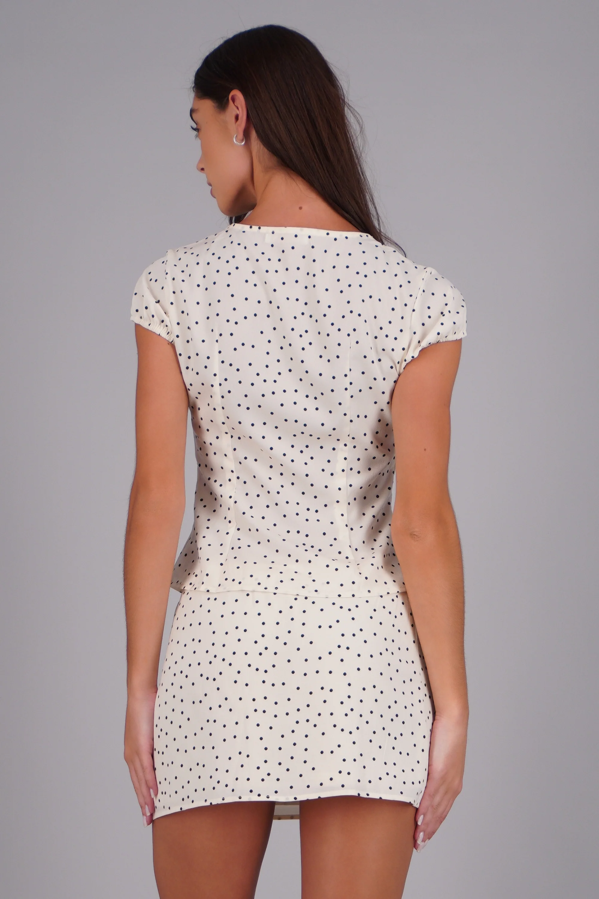 Blusa manga corta polkas botones - Image 4