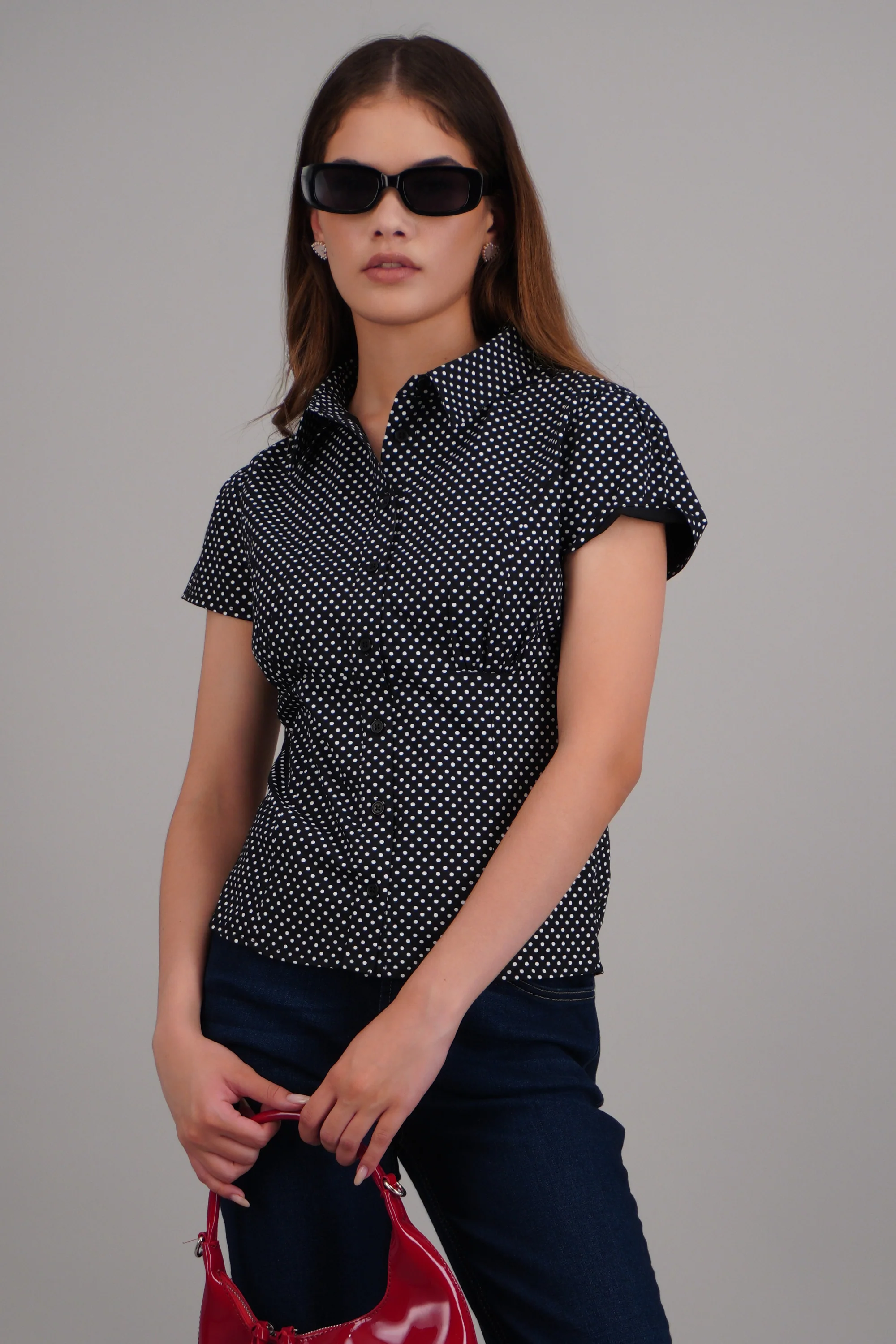 Blusa manga corta estampado polkas