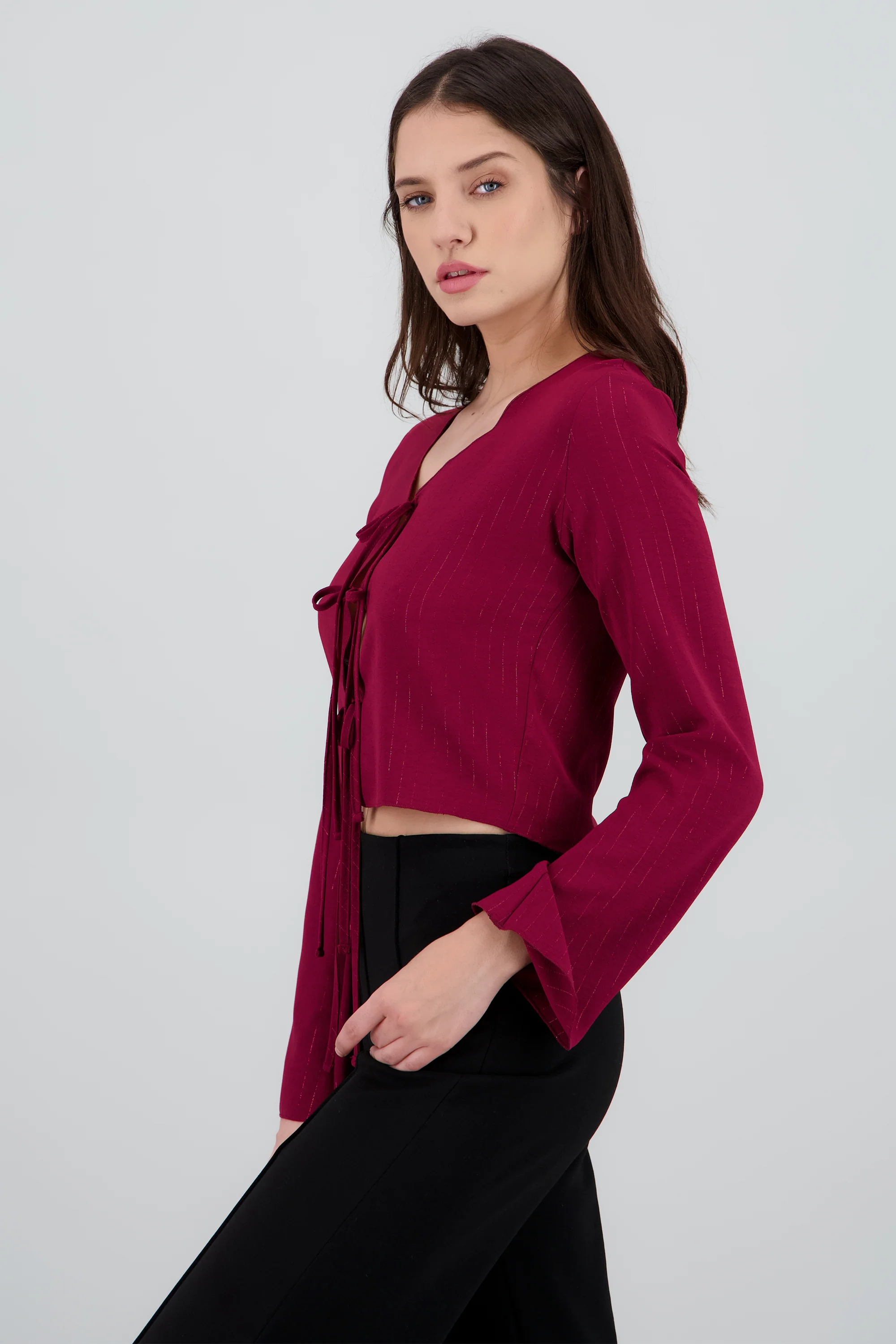 Blusa manga larga escote detalle moños - Image 3
