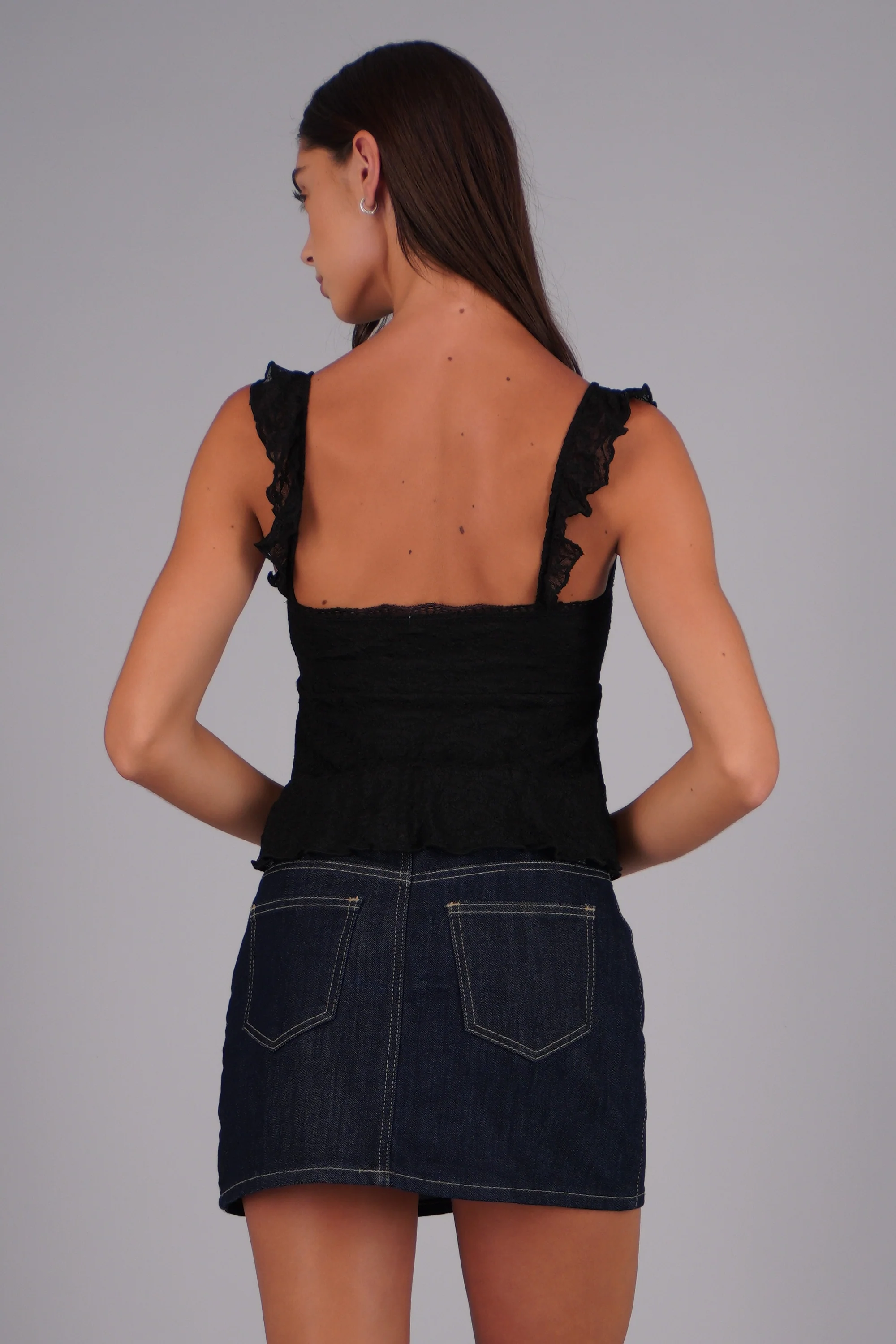 Blusa sin mangas detalle moño con copas - Image 4