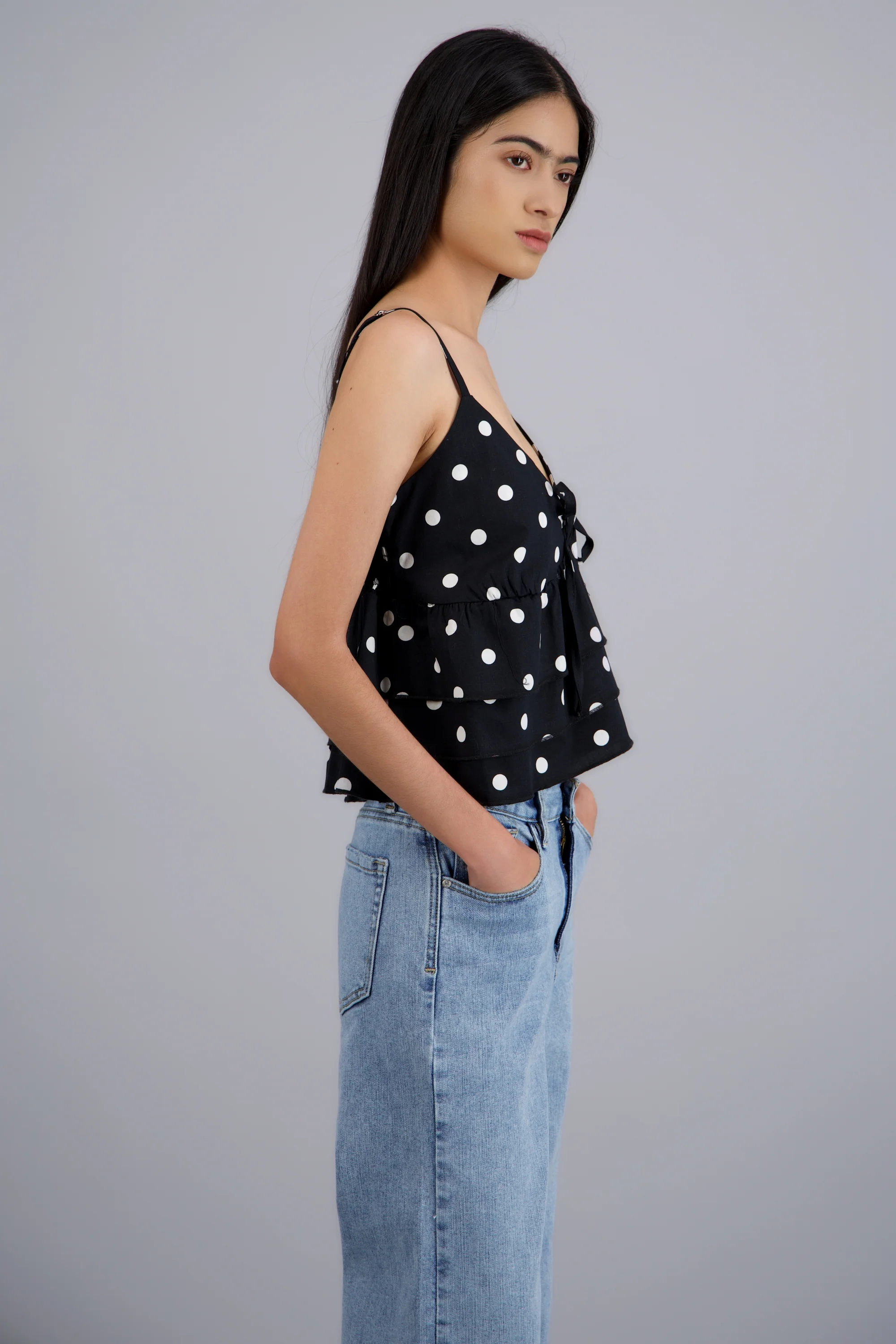 Blusa tirantes detalle olanes polka - Image 2