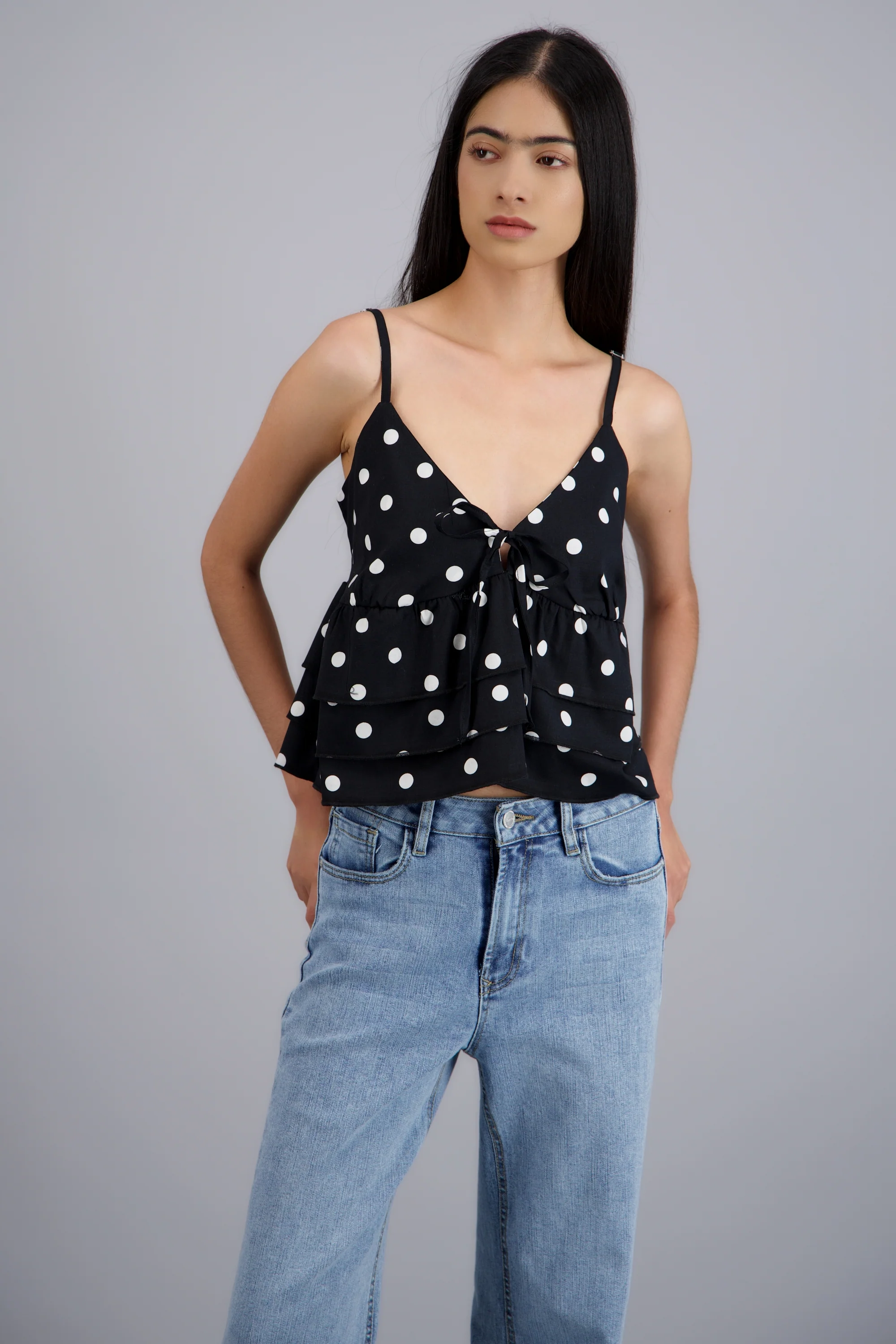 Blusa tirantes detalle olanes polka - Image 3