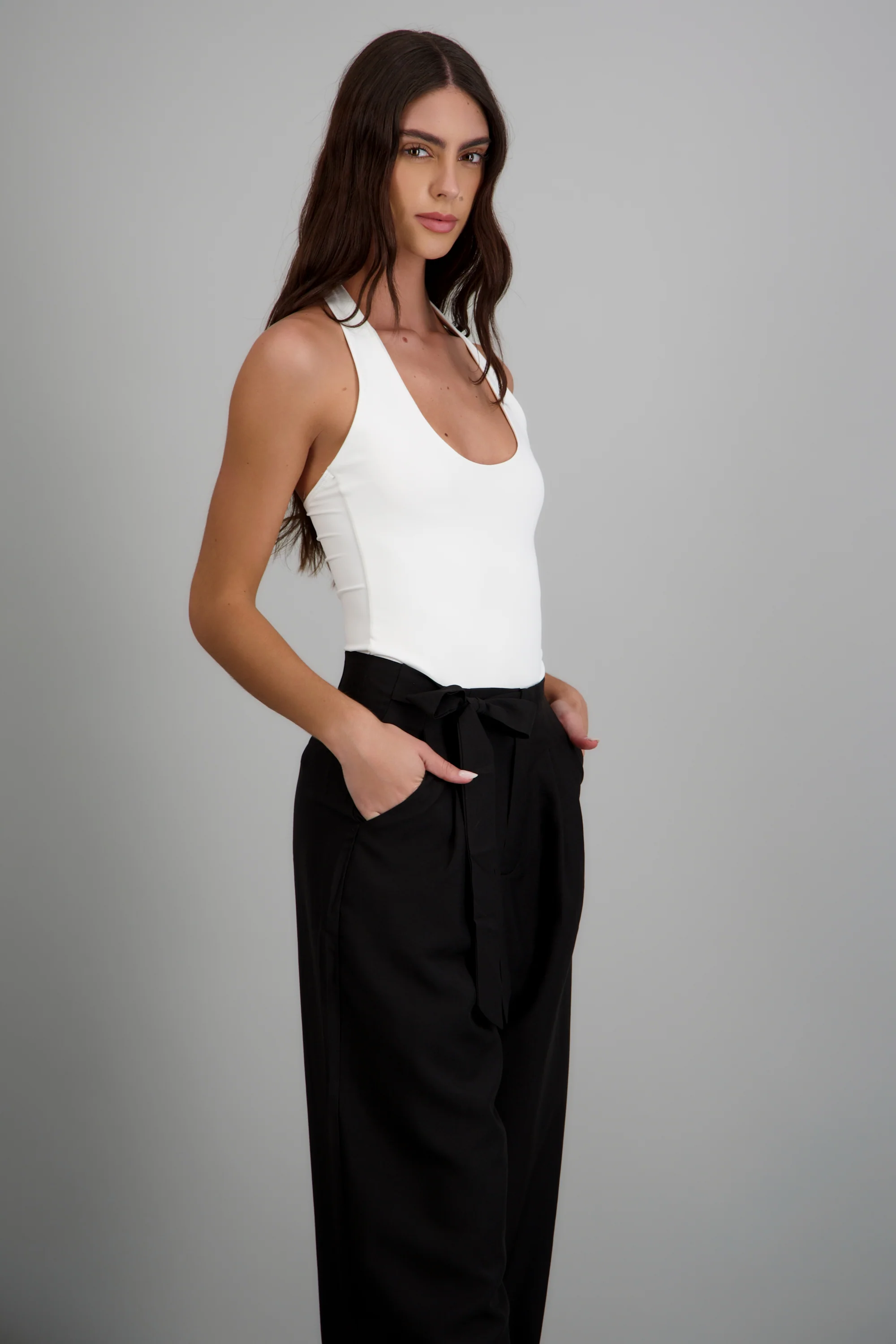Body halter escote redondo - Image 2