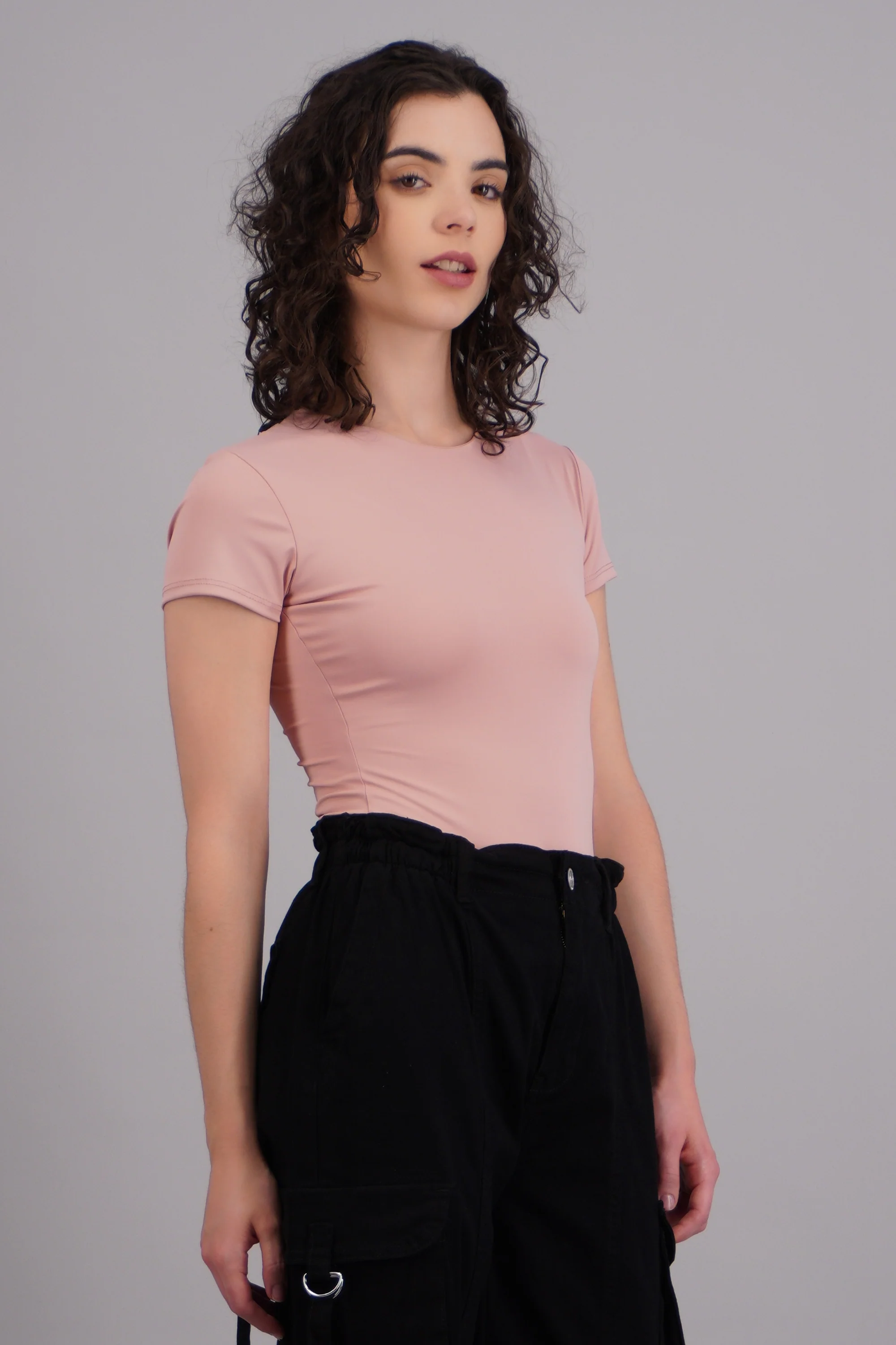 Body liso cuello redondo manga corta - Image 2