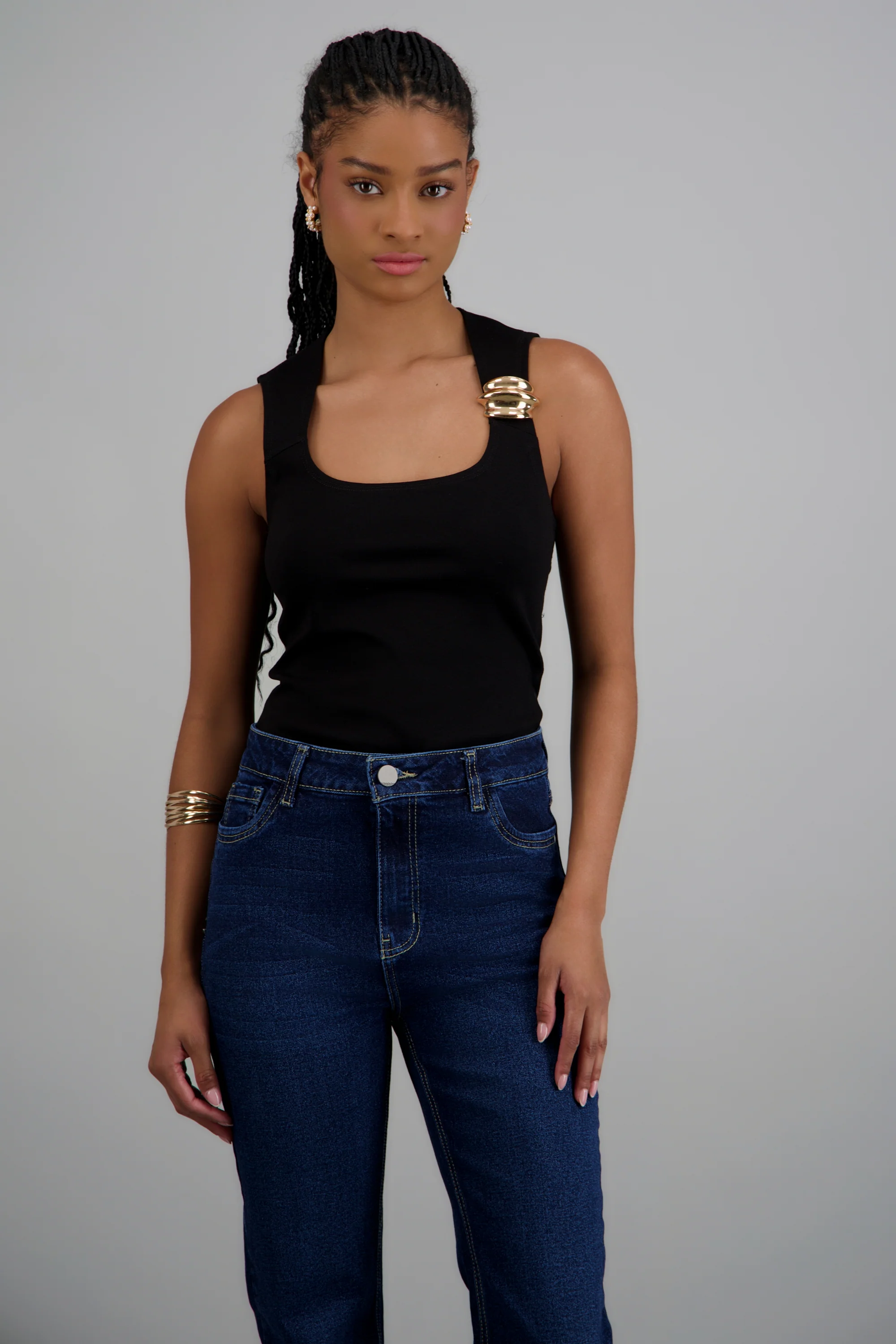 Body tirantes detalle broche - Image 3