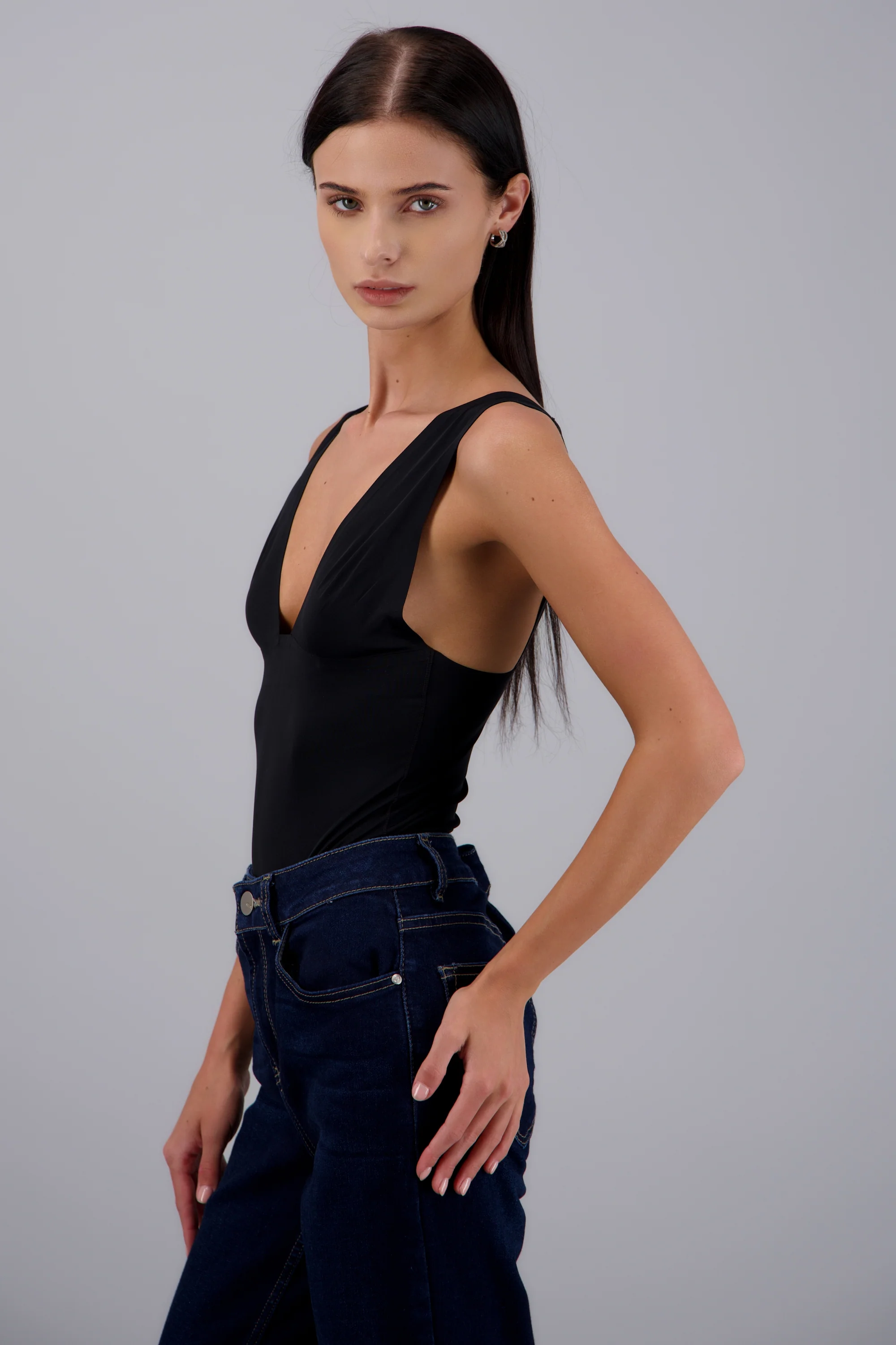 Bodysuit detalle en escote tirante ancho - Image 2