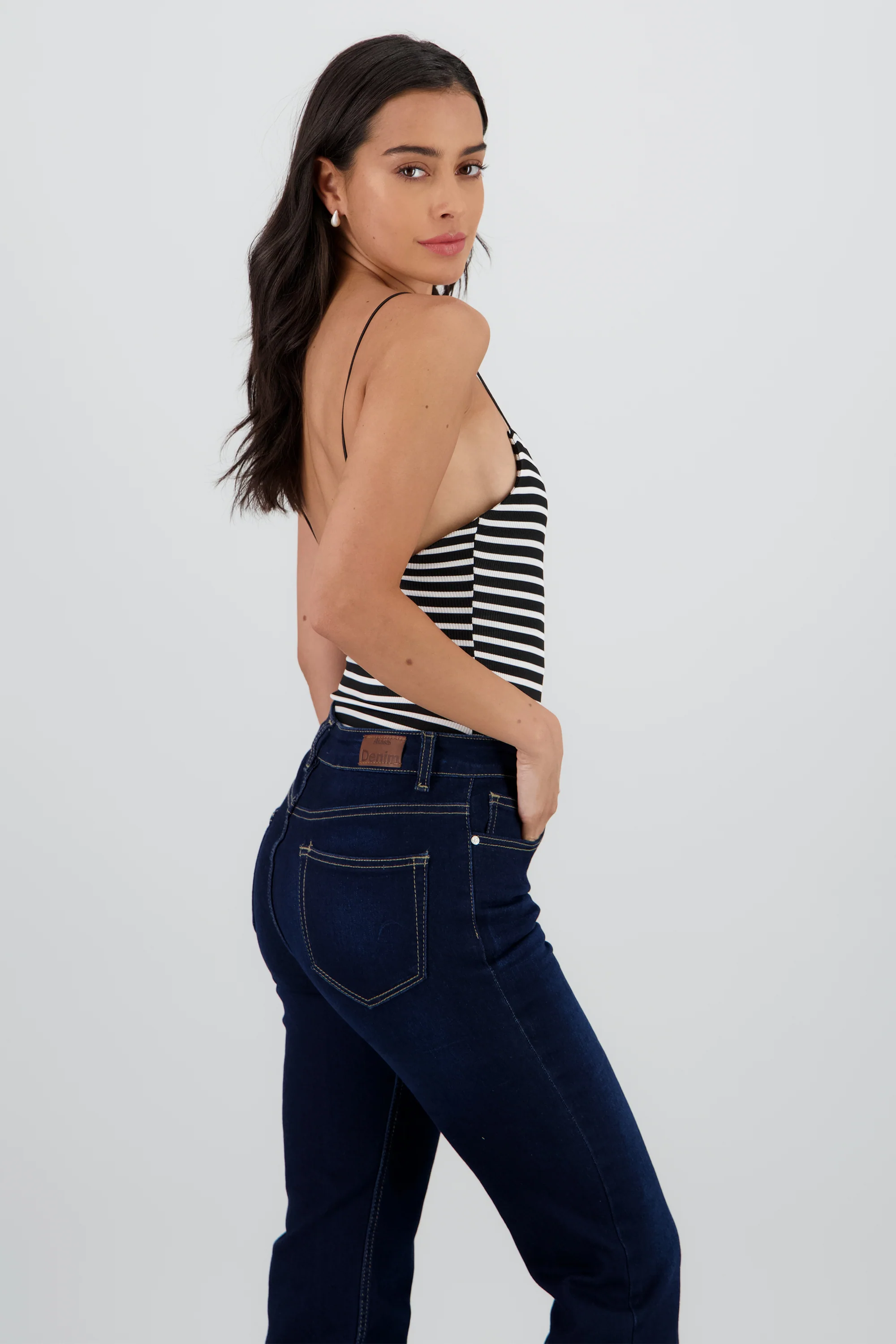 BODYSUIT DETALLE TIRANTES DELGADOS - Image 3