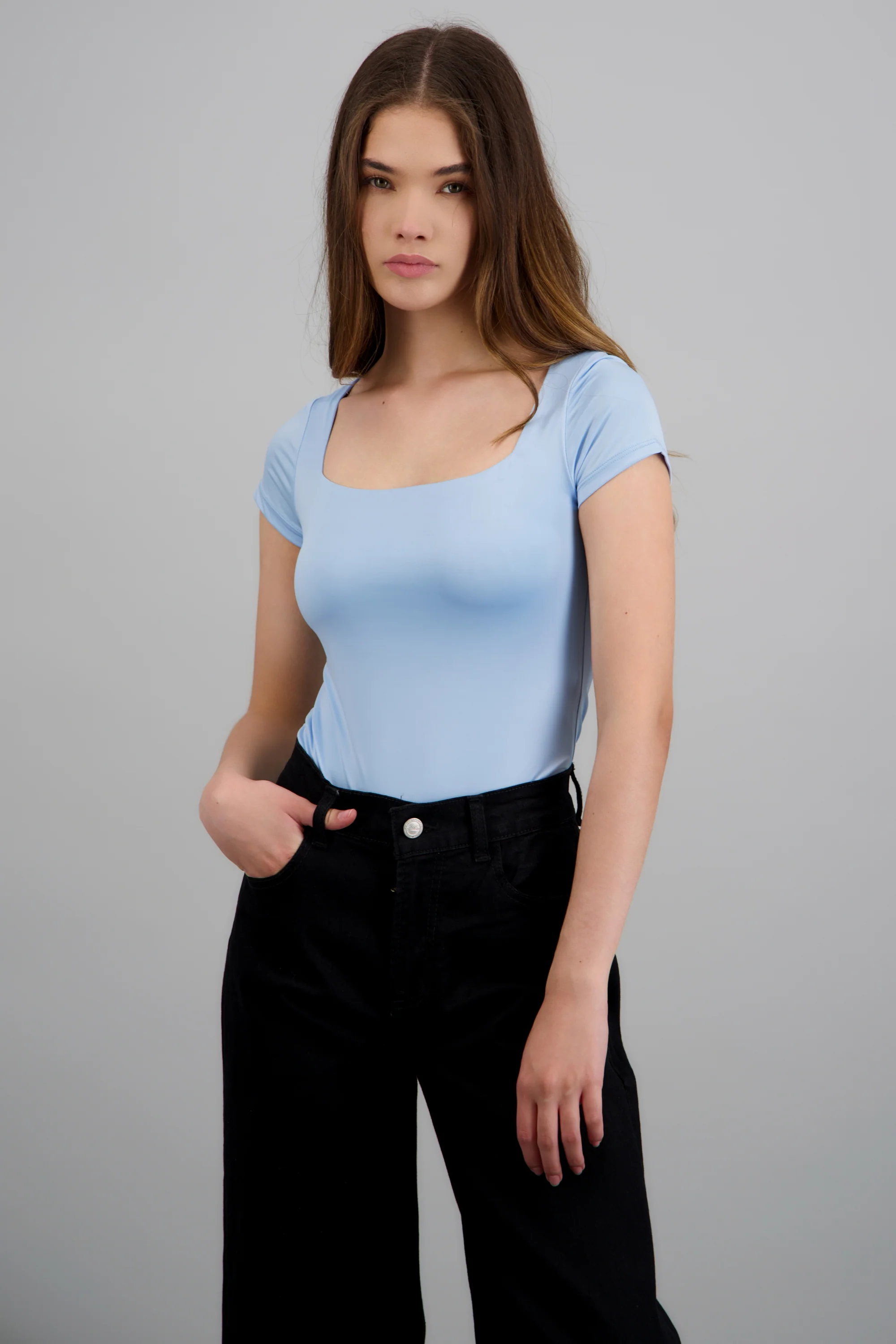 Bodysuit escote cuadrado manga corta liso - Image 3