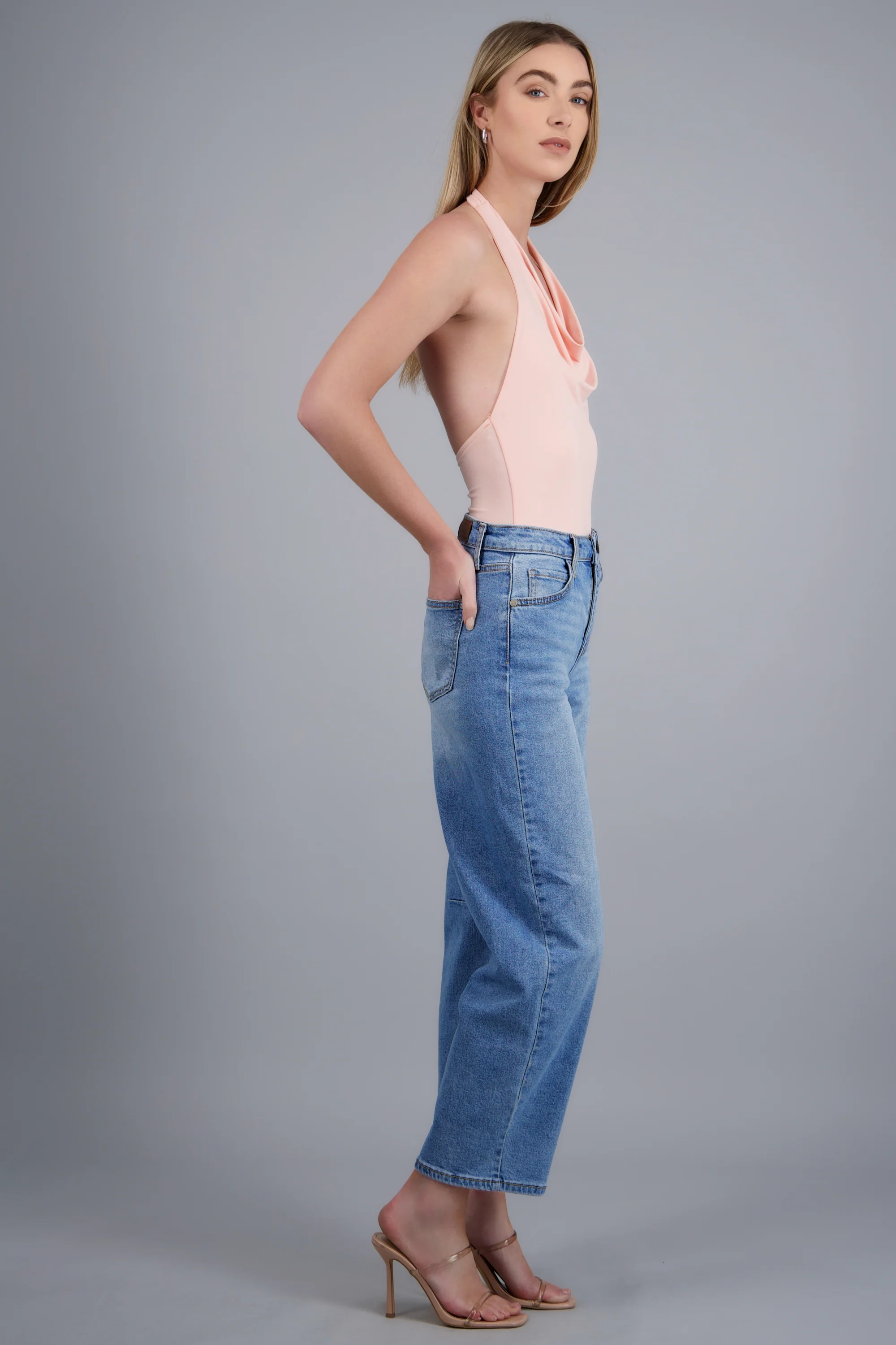 BODYSUIT HALTER ESCOTE CASCADA DRAPEADO - Image 2