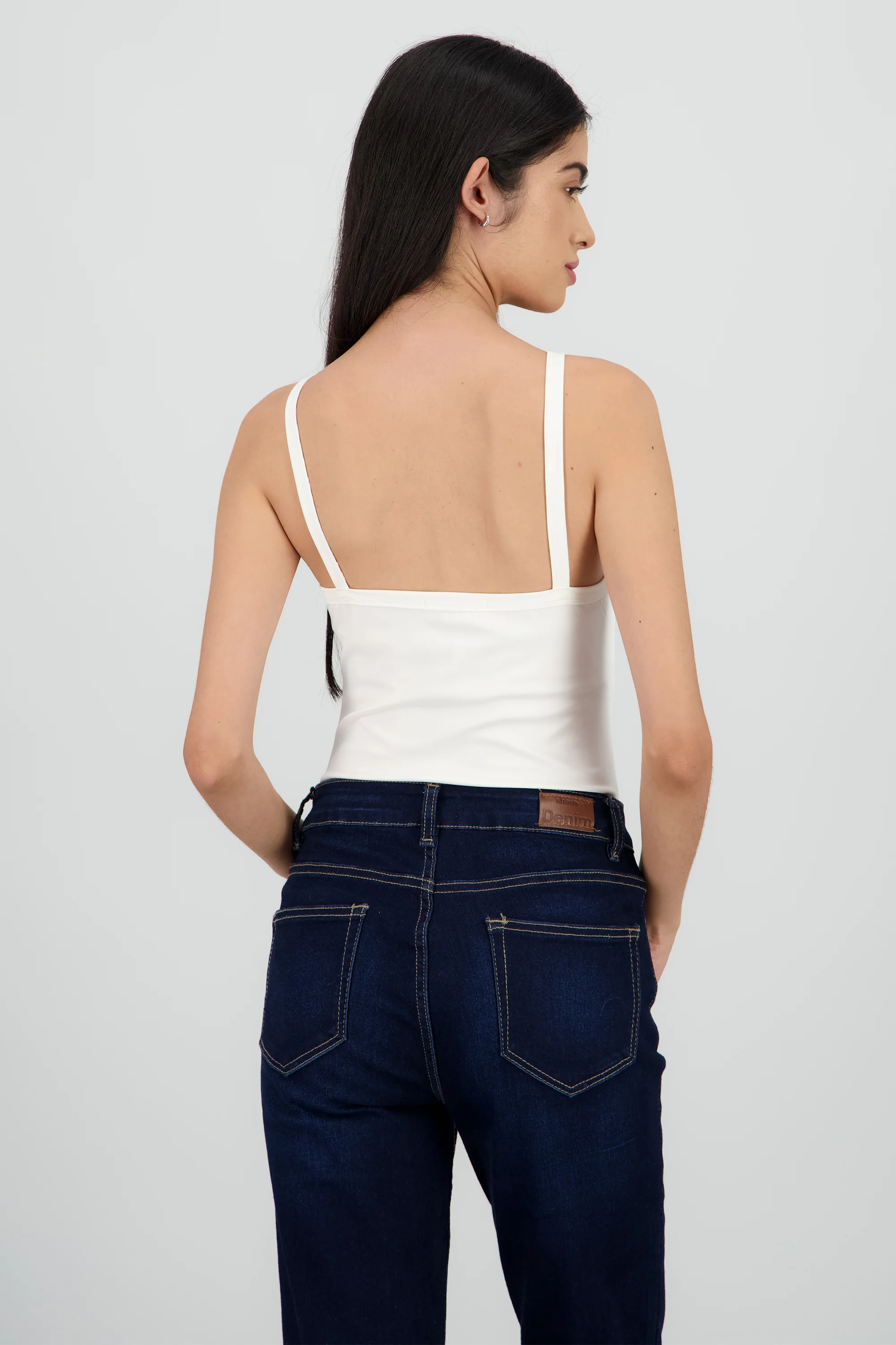 Bodysuit liso escote en v - Image 4