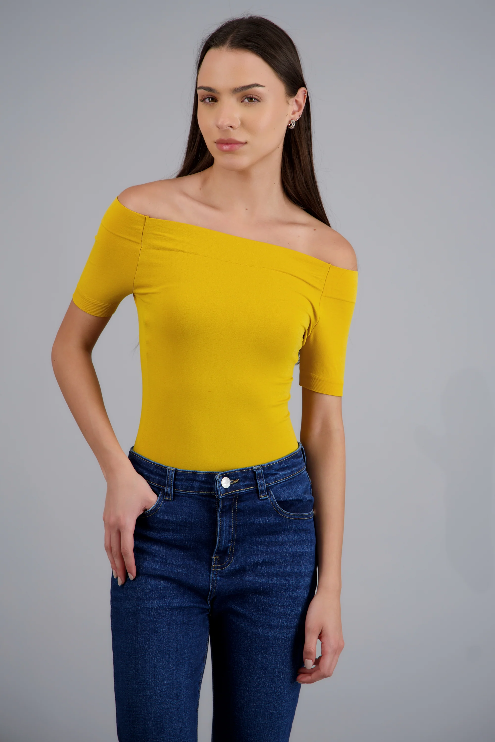 Bodysuit Liso Hombros Descubiertos