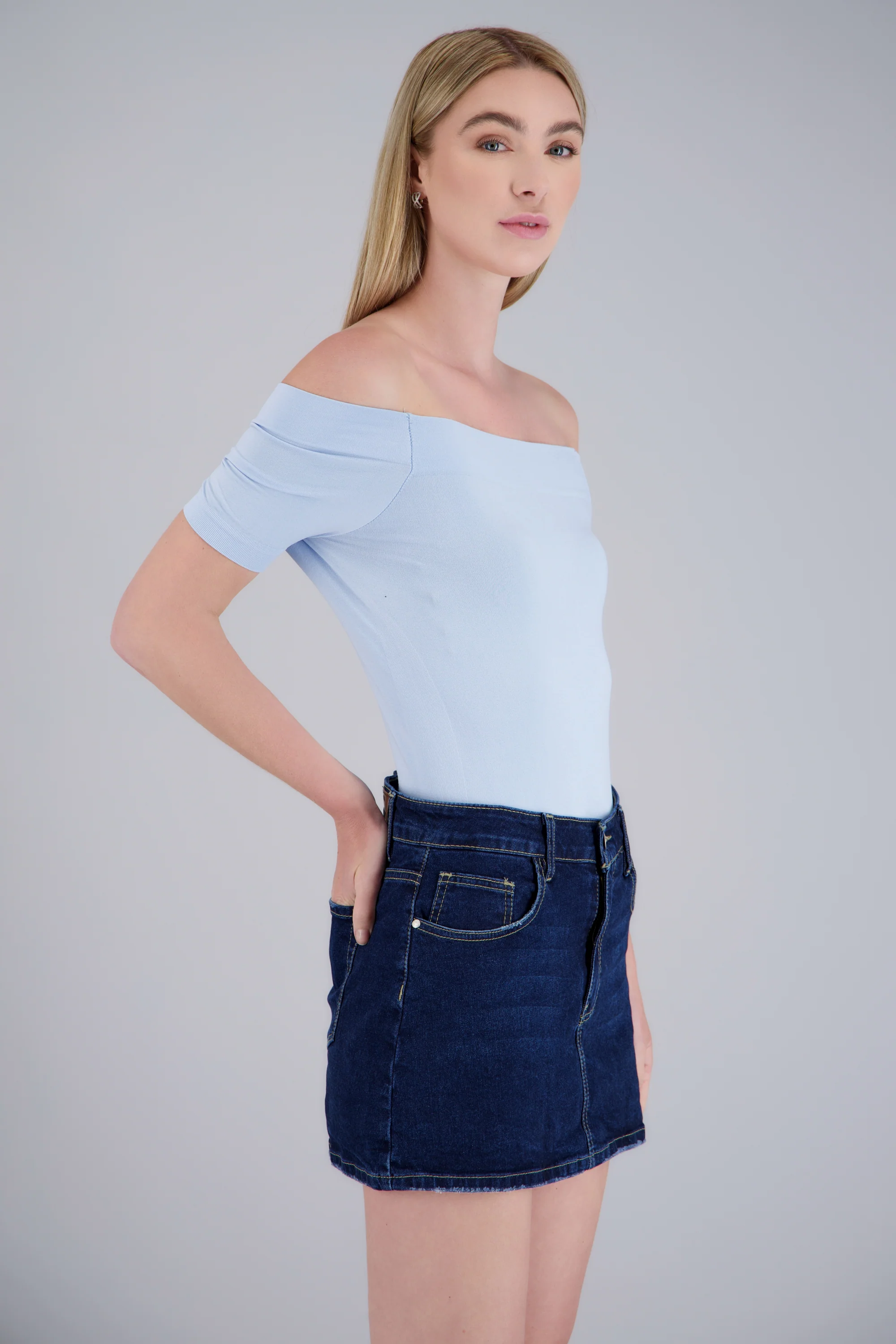 Bodysuit Liso Hombros Descubiertos - Image 3