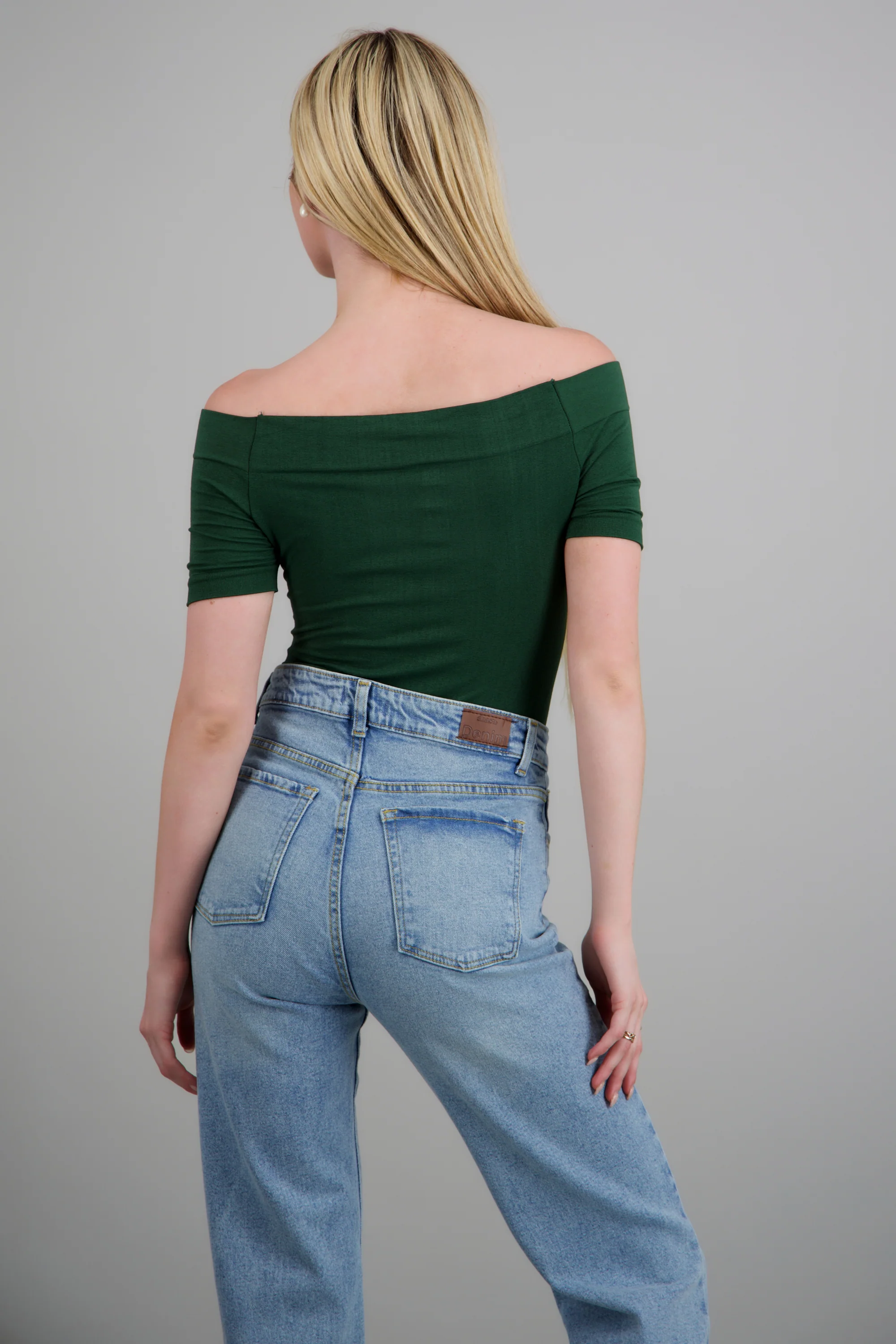 Bodysuit Liso Hombros Descubiertos - Image 3