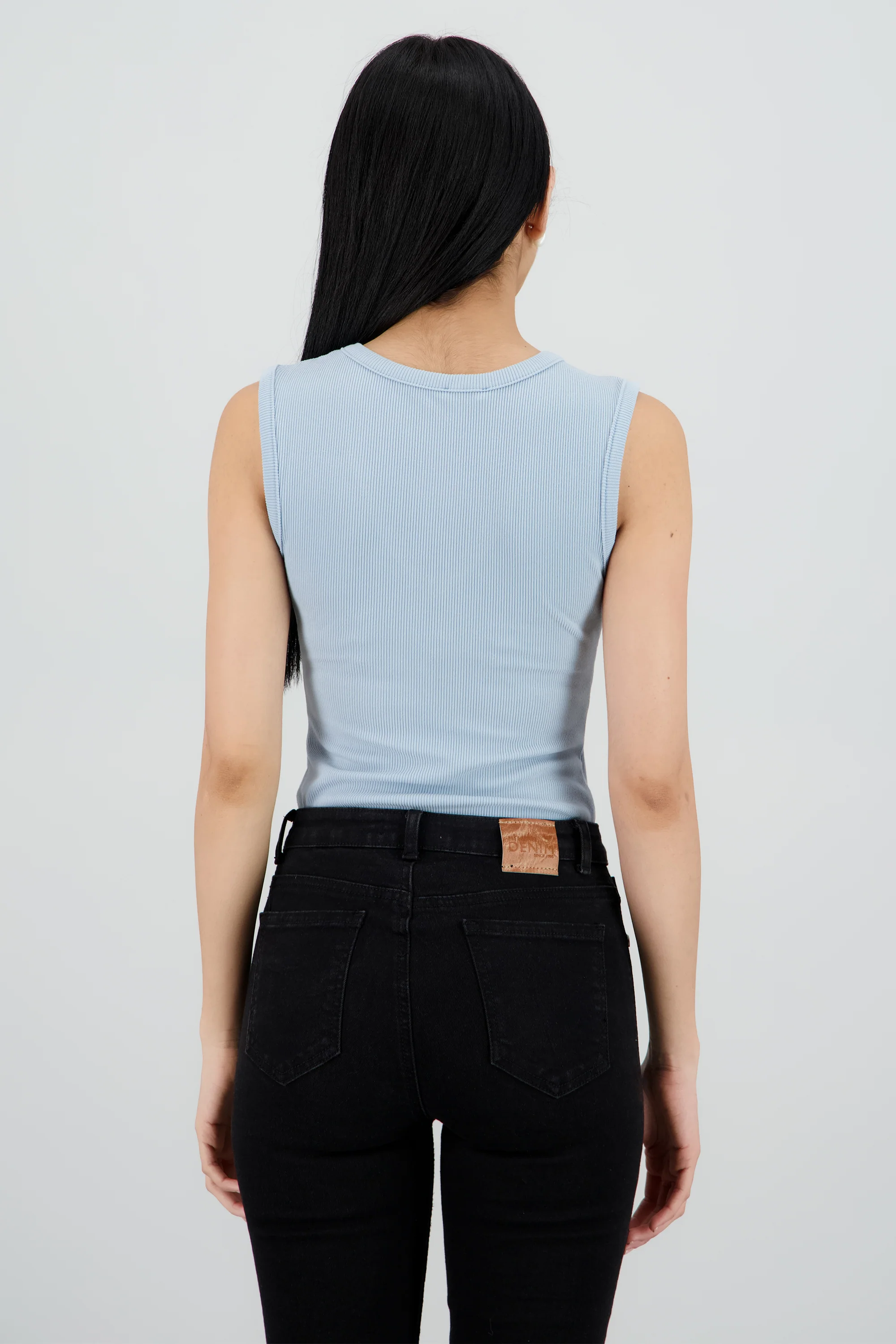 Bodysuit sin manga cuello v rib - Image 4