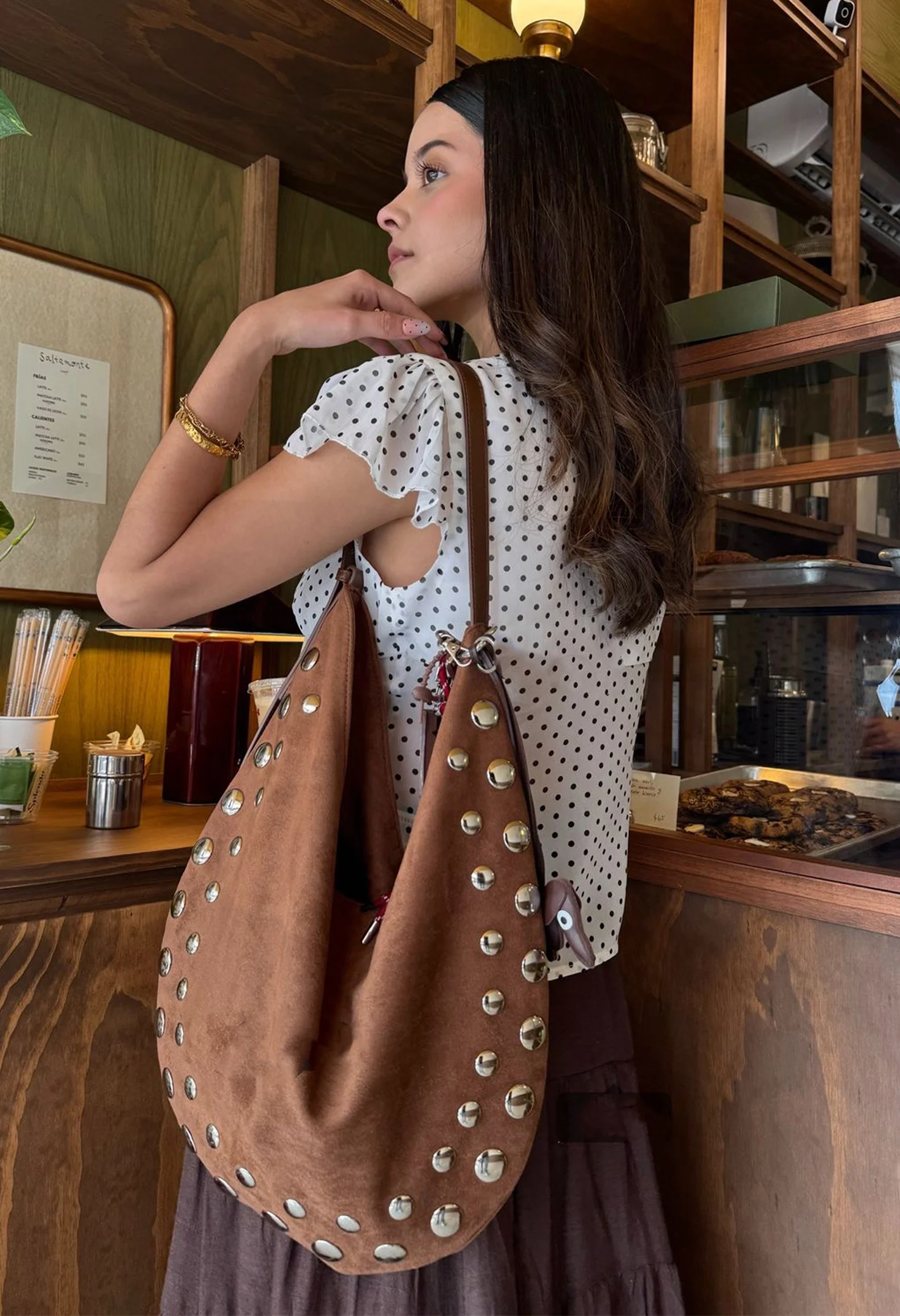 Bolsa hobo media luna remaches