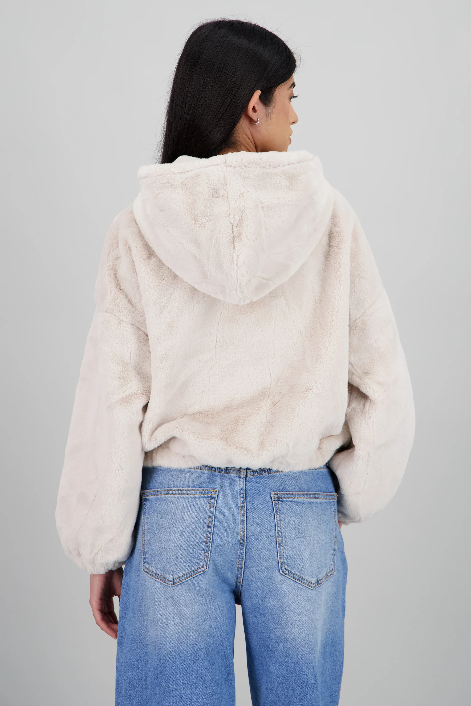 Bomber peluche con gorro - Image 5