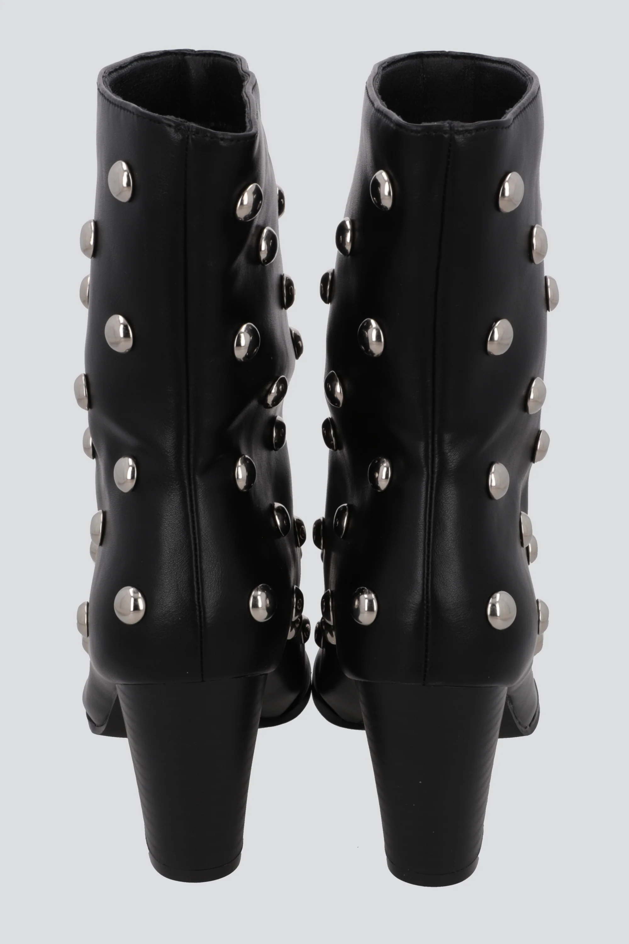 Botin pointy mega studs - Image 4