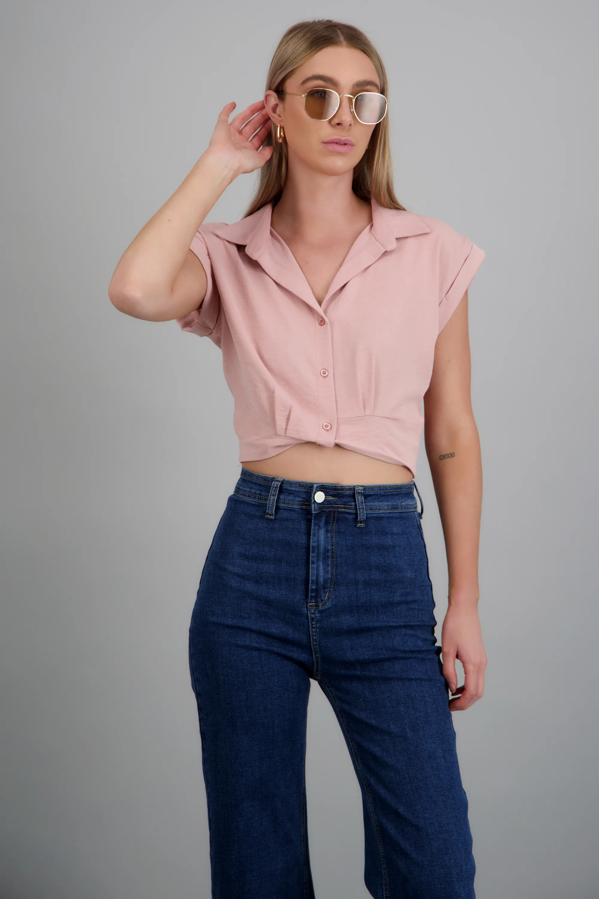 camisa crop manga corta - Image 2