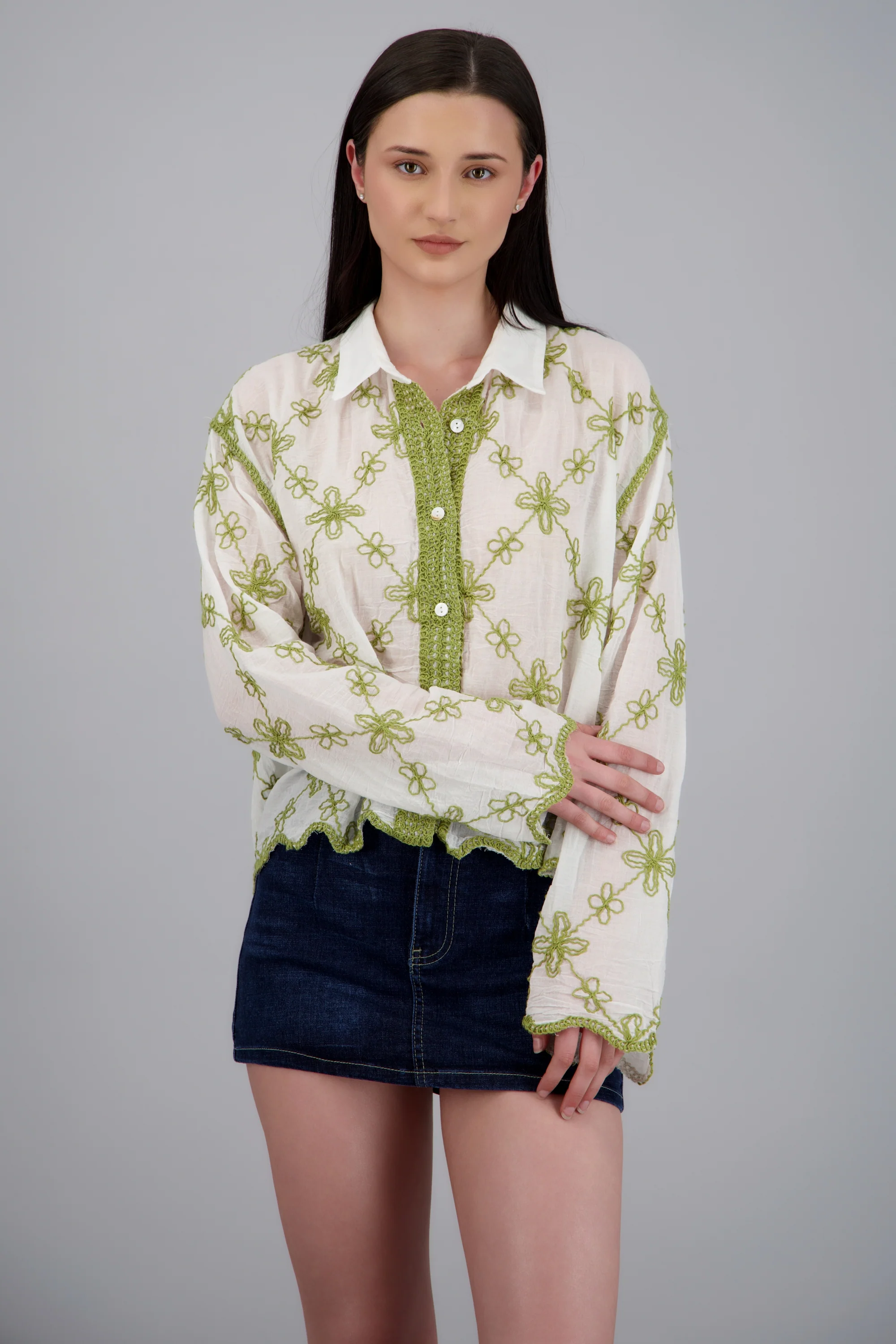 CAMISA M/L DET BORDADO FLORES