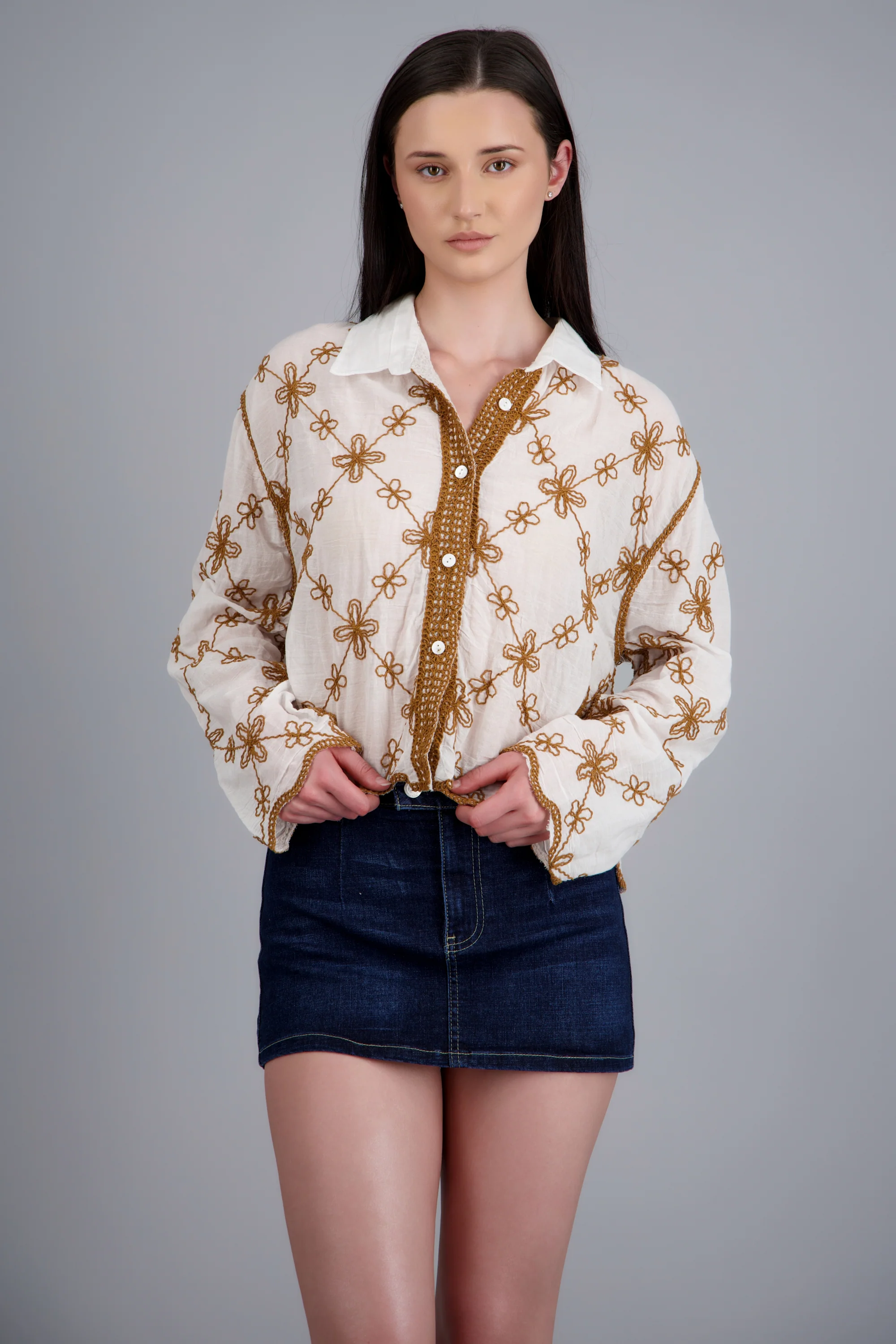 CAMISA M/L DET BORDADO FLORES - Image 3