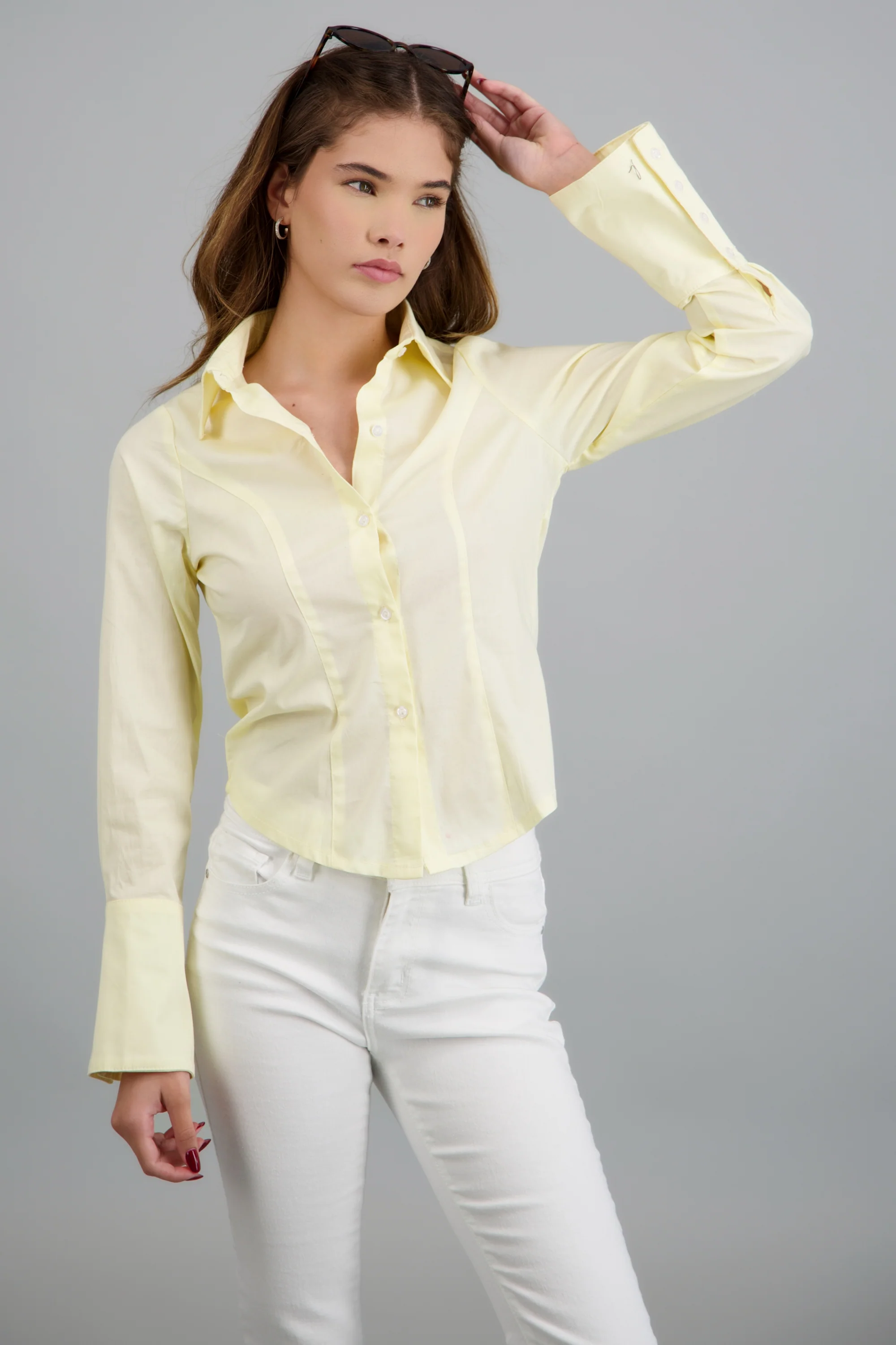 Camisa manga larga detalle puños