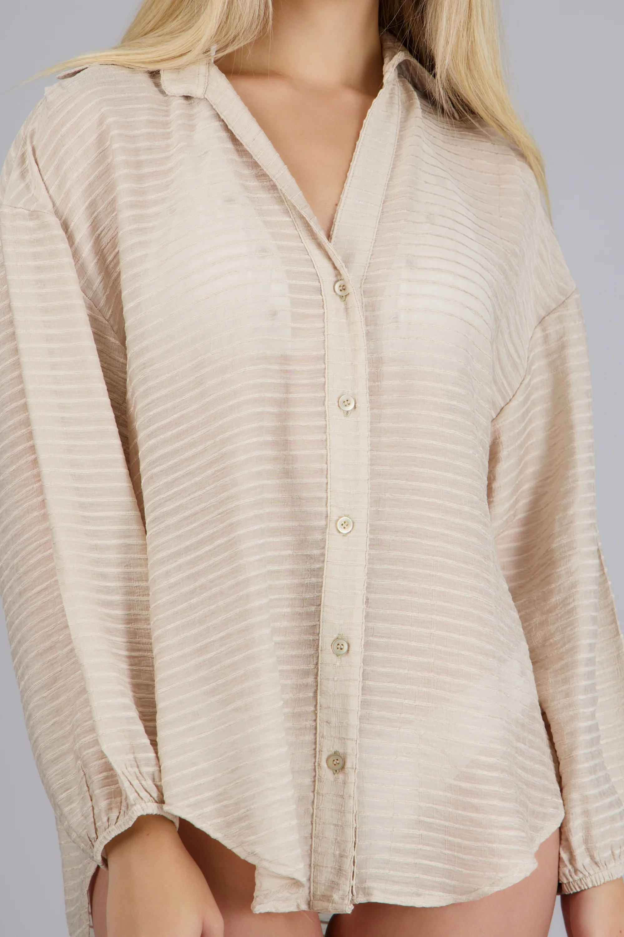 Camisa over ligera lineas - Image 5