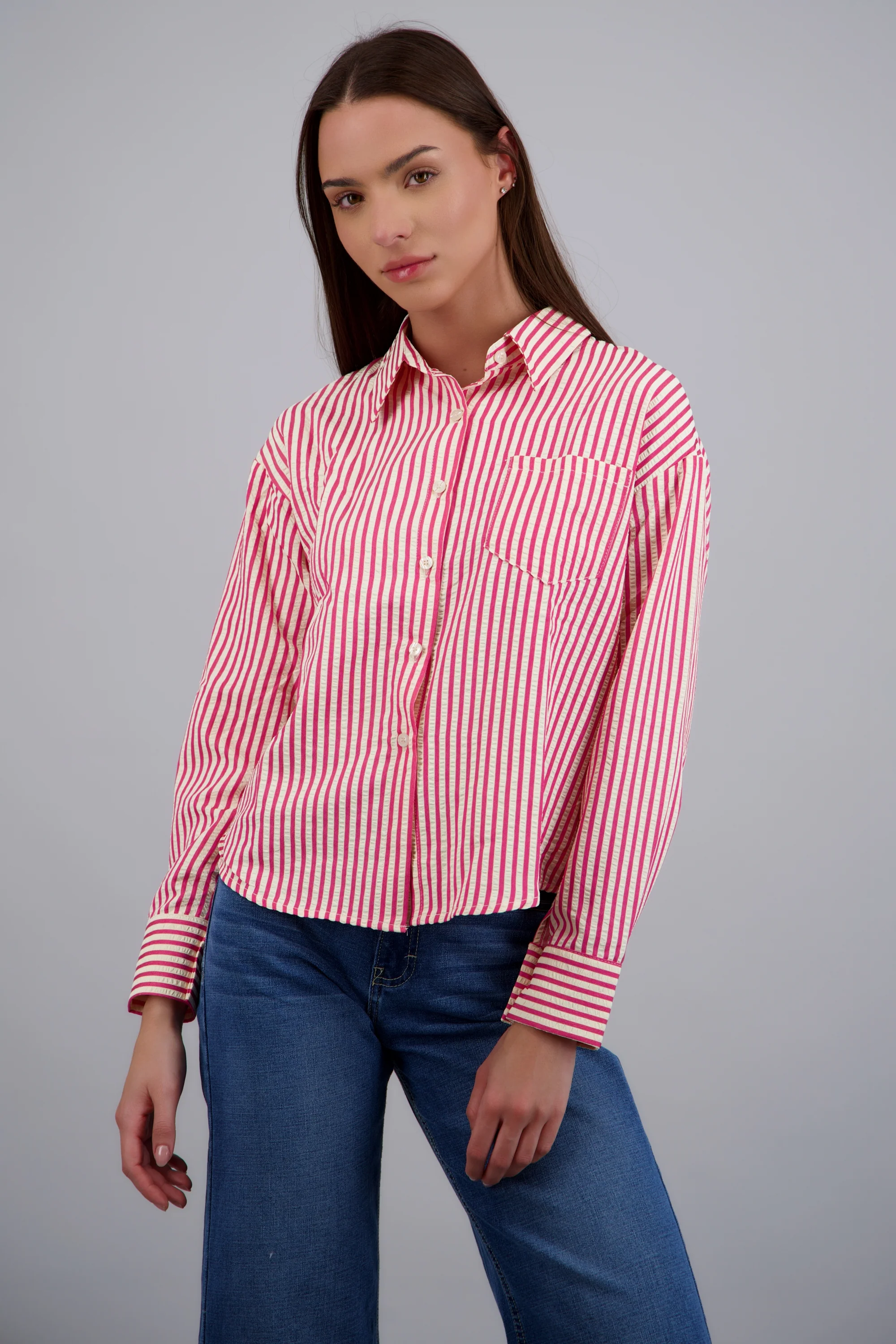 Camisa rayada texturizada