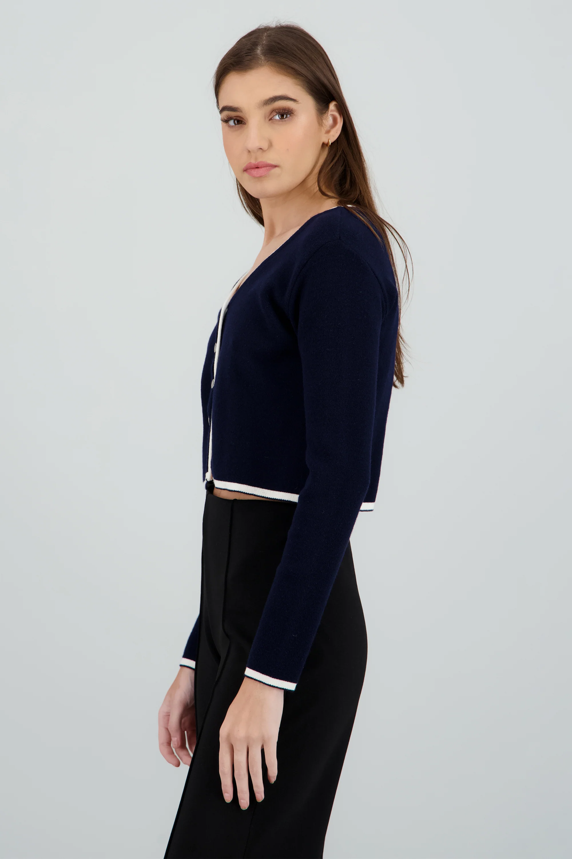 Cardigan botones detalle contraste - Image 3
