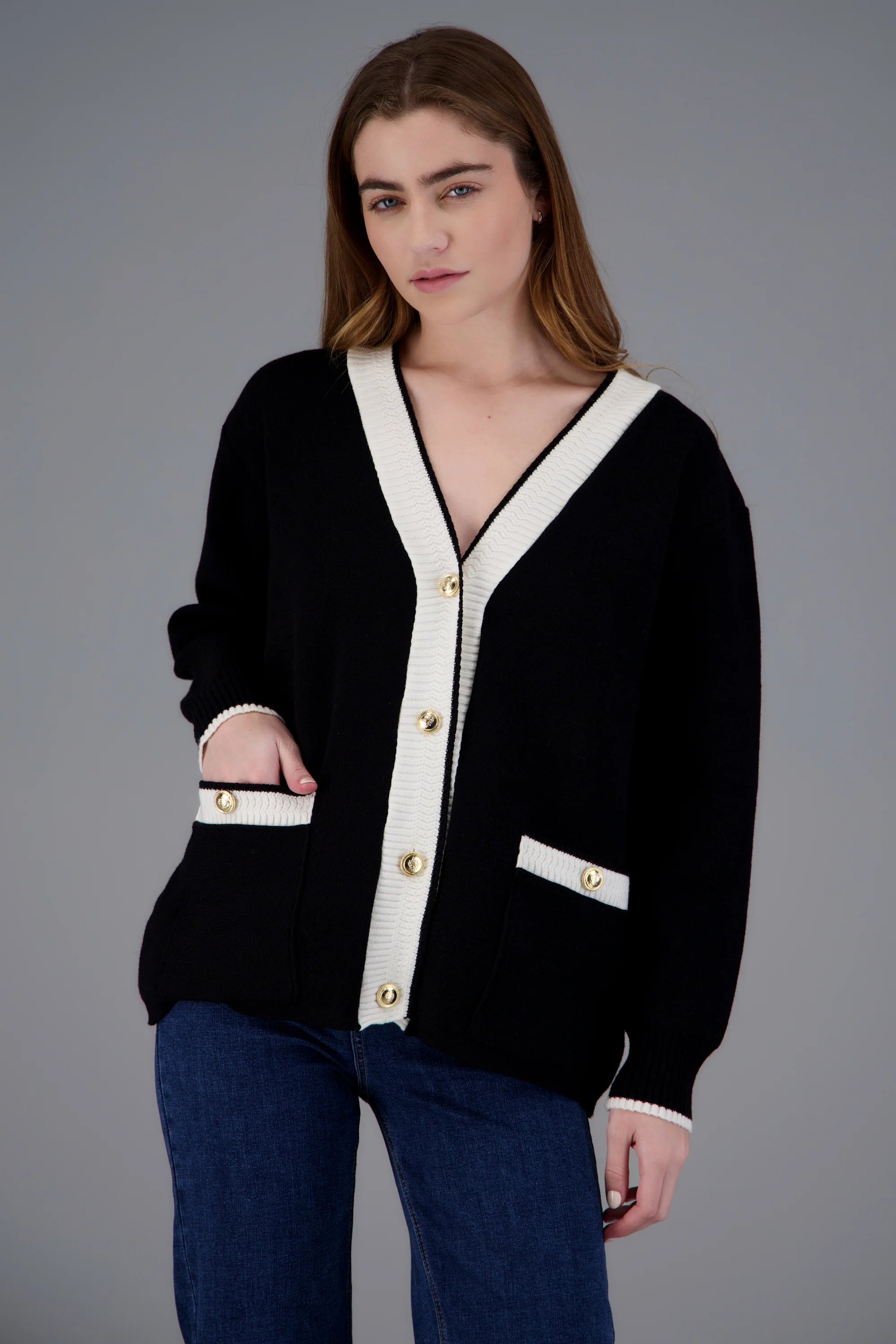 cardigan contraste detalle botones