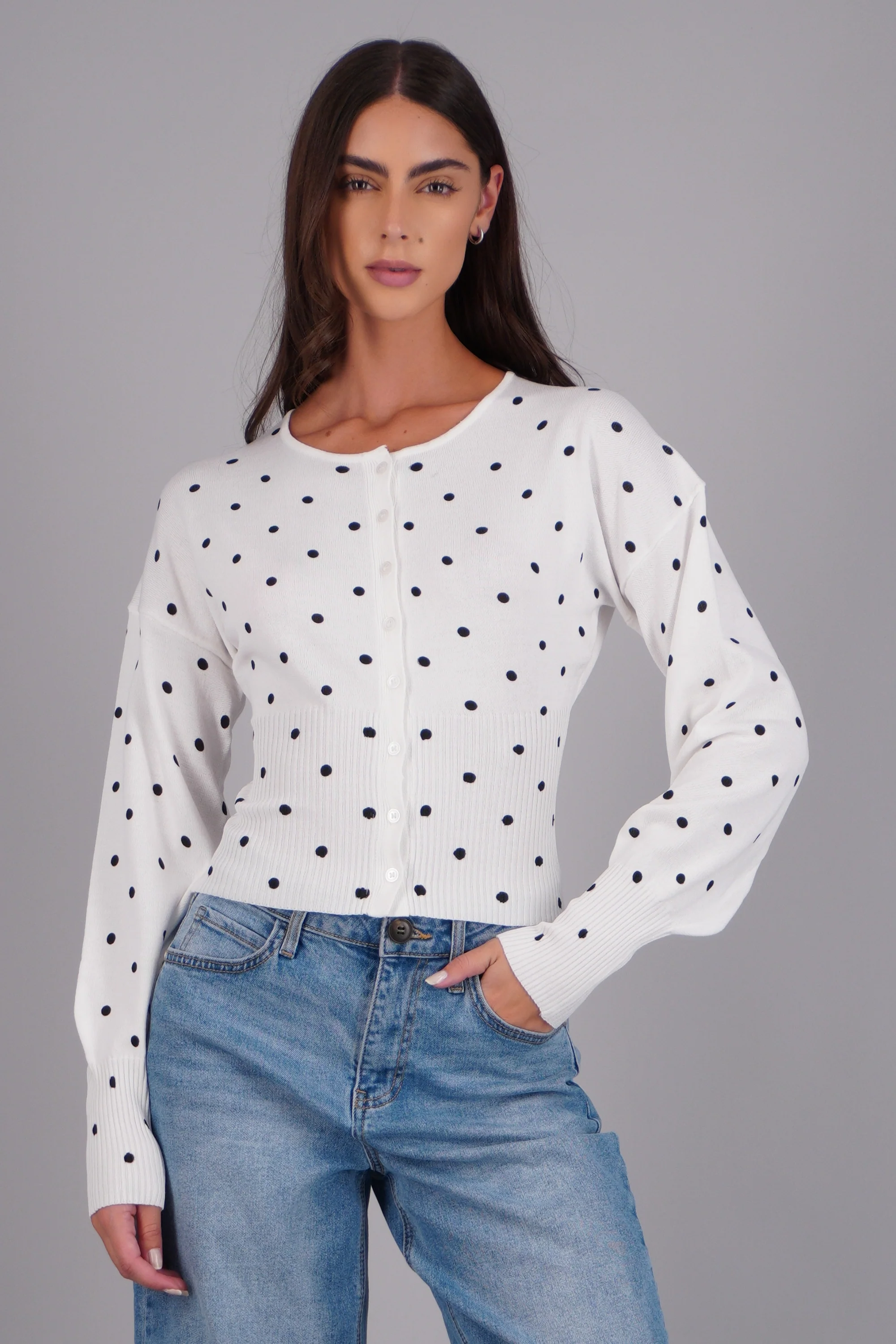 Cardigan tejido polka
