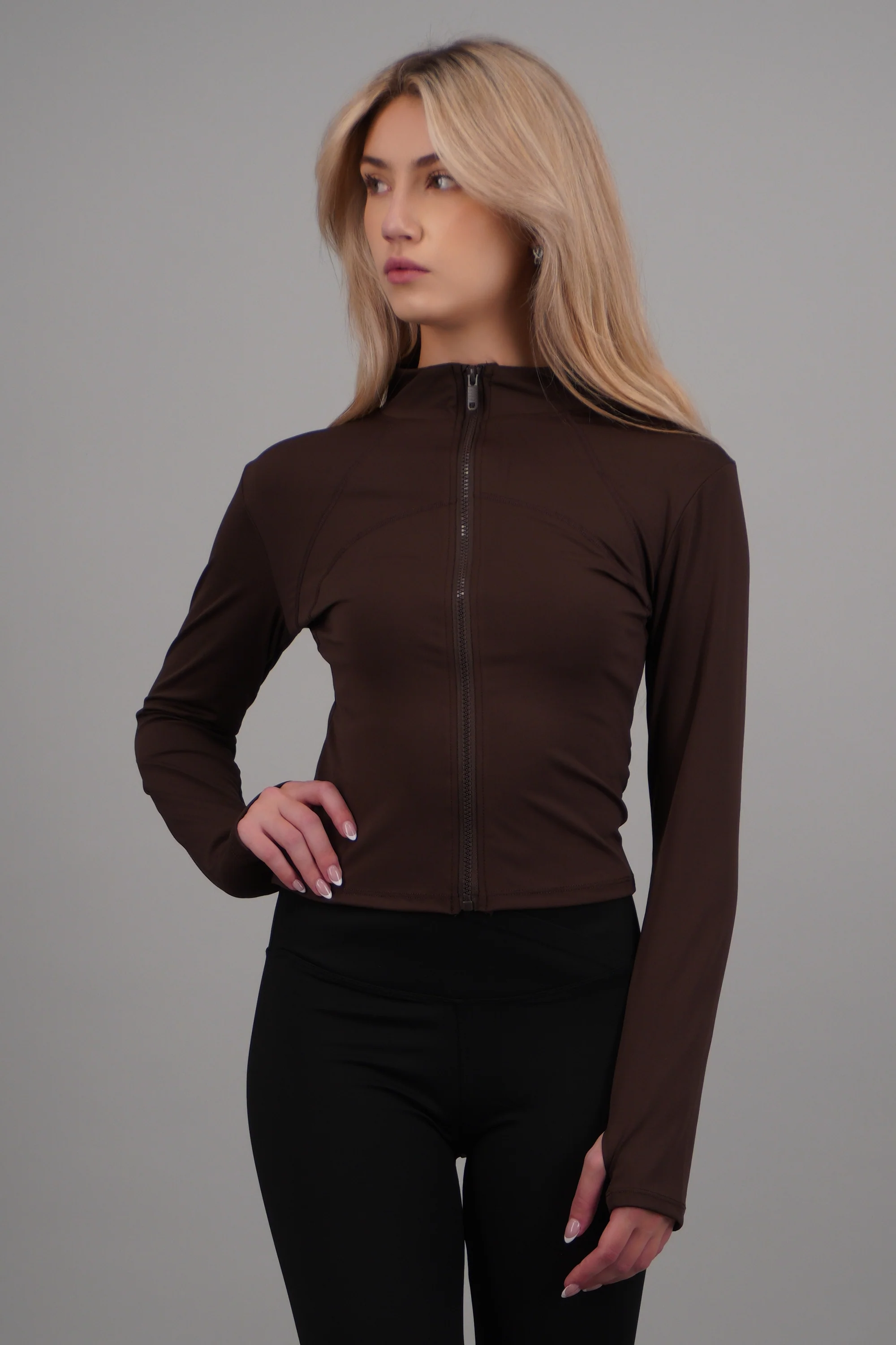 Chamarra con zipper deportiva - Image 2
