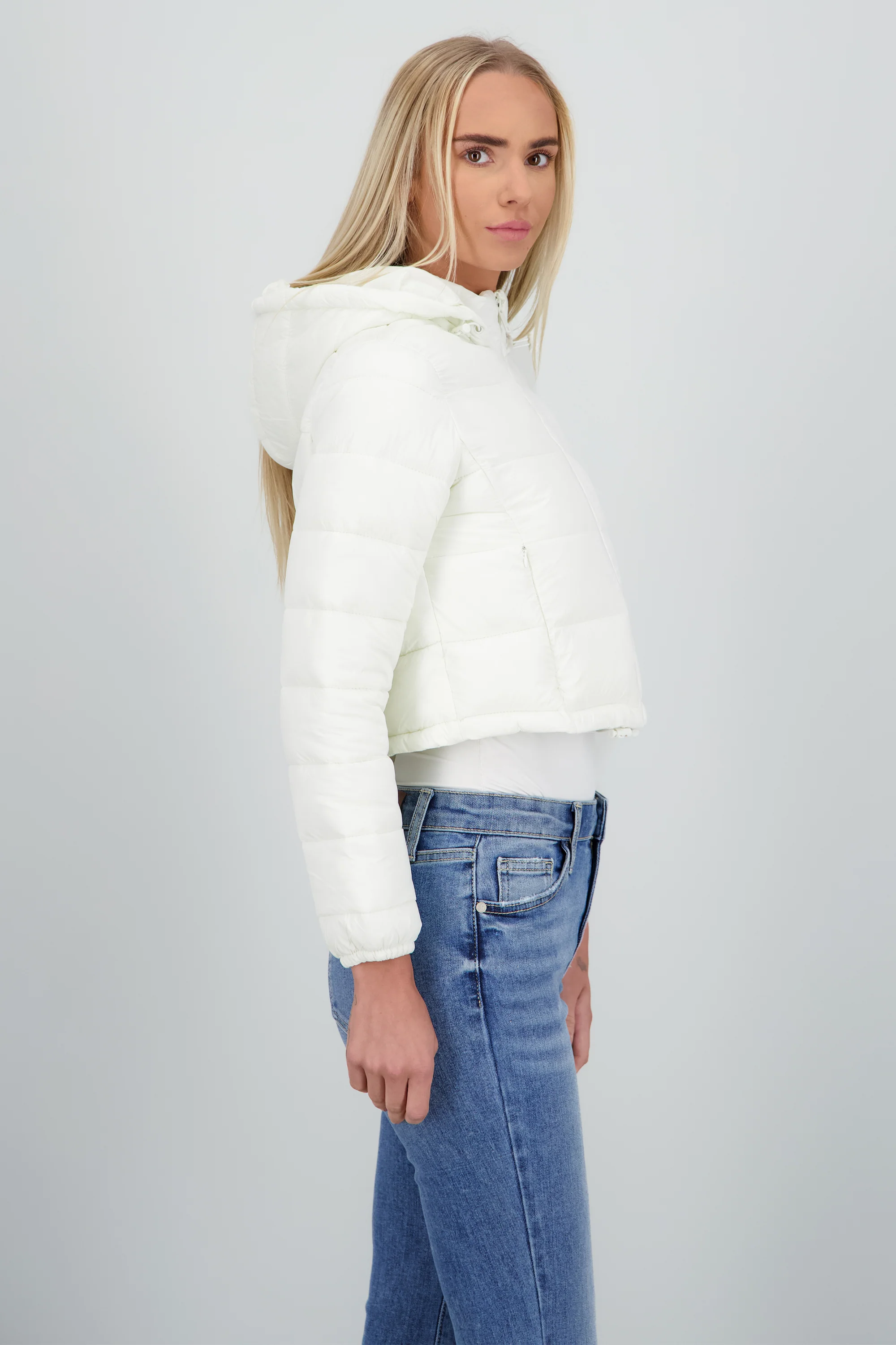 Chamarra puffer con gorro - Image 3