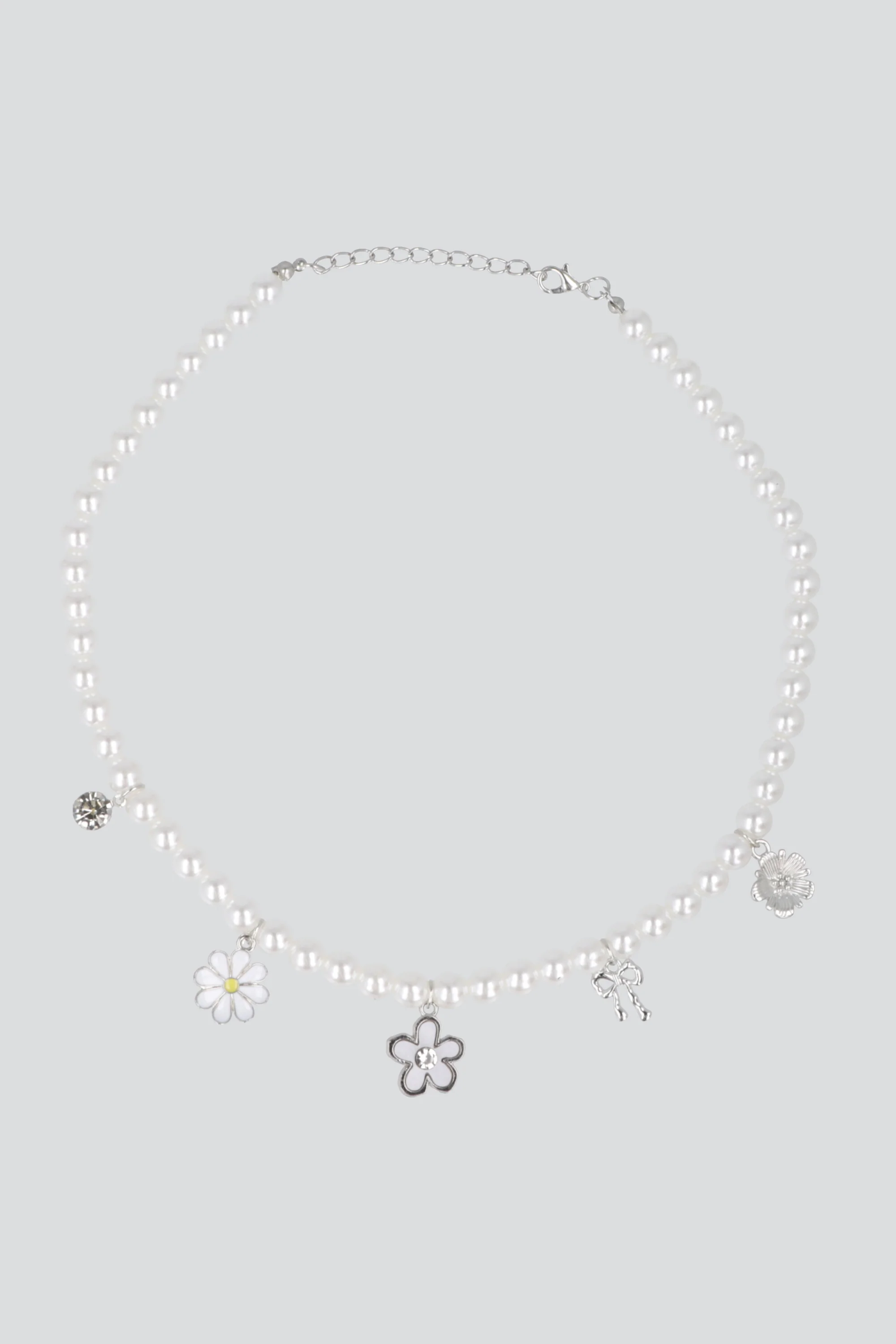 Collar charms mar
