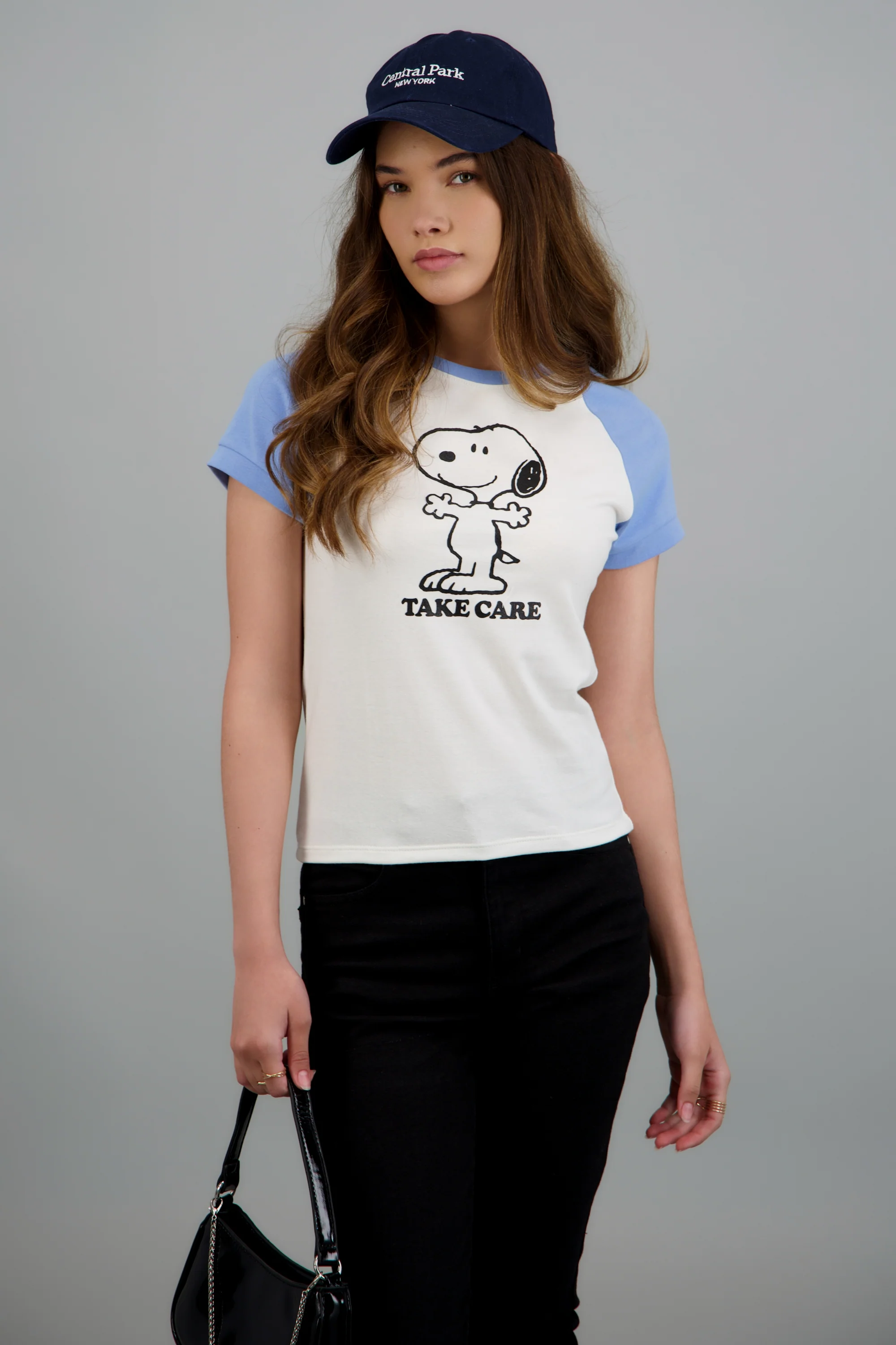 Crop Snoopy manga corta Contrastes - Image 3