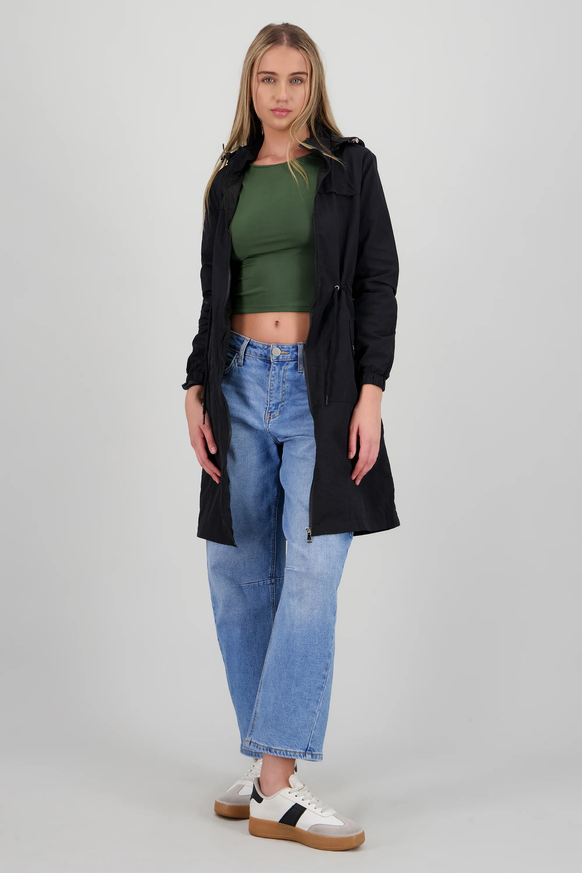 Gabardina midi con gorro