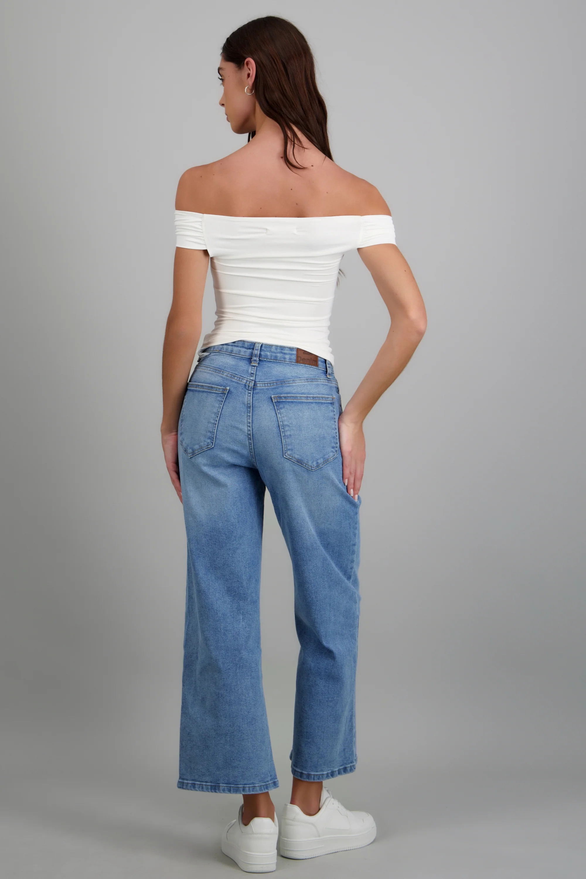 Jeans cropped amplio - Image 4