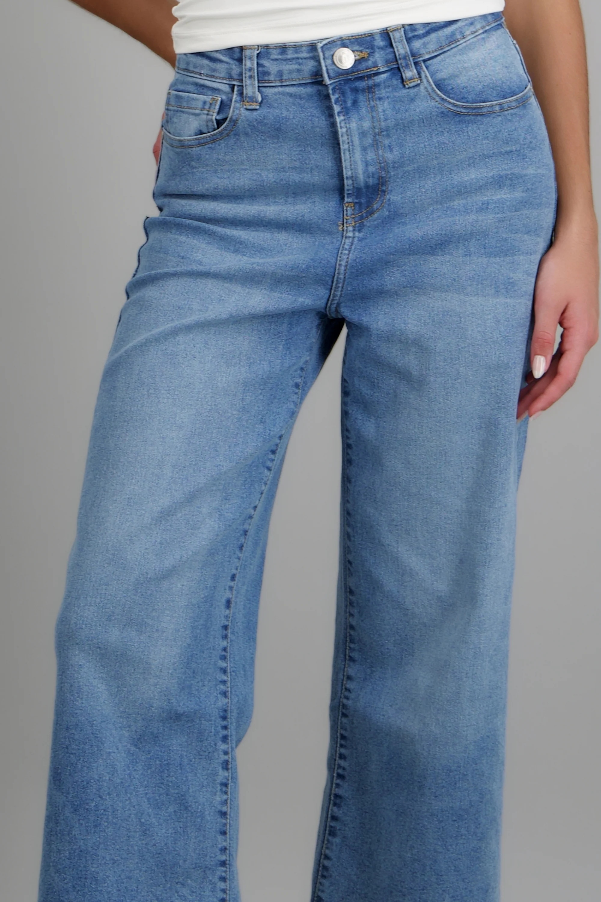 Jeans cropped amplio - Image 5