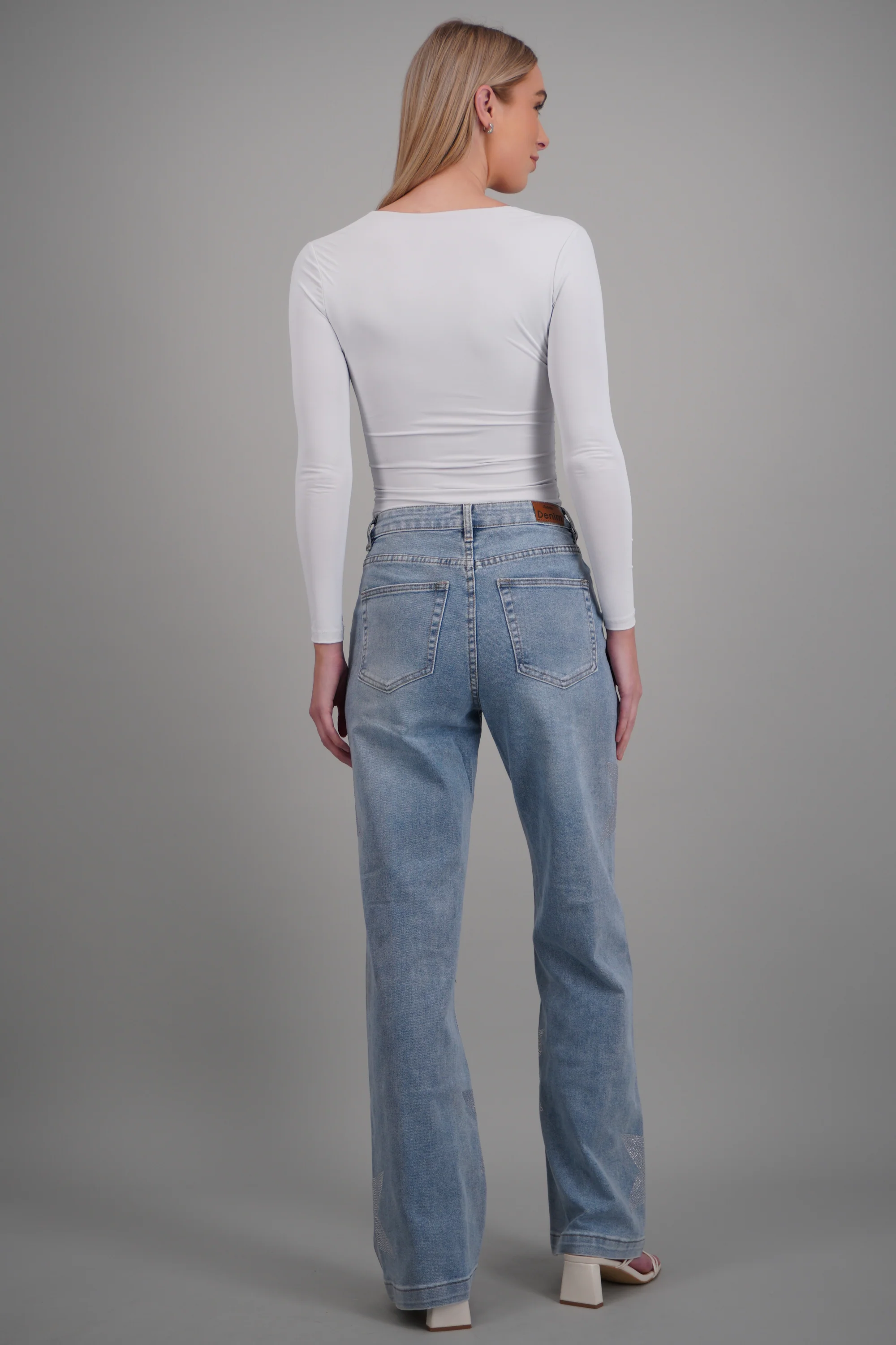 Jeans wide leg estrellas - Image 6