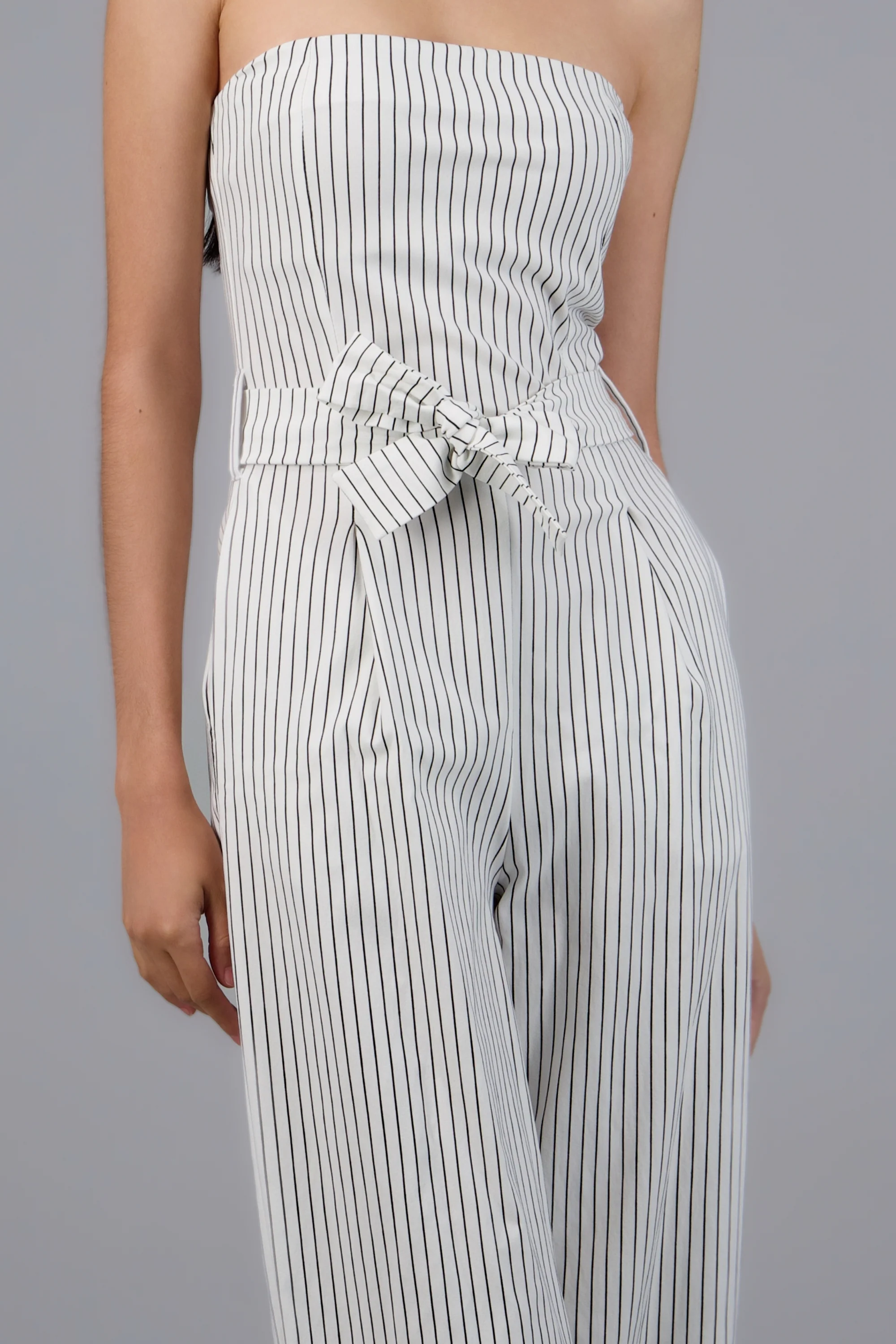 Jumpsuit strapless rayas detalle laso - Image 7