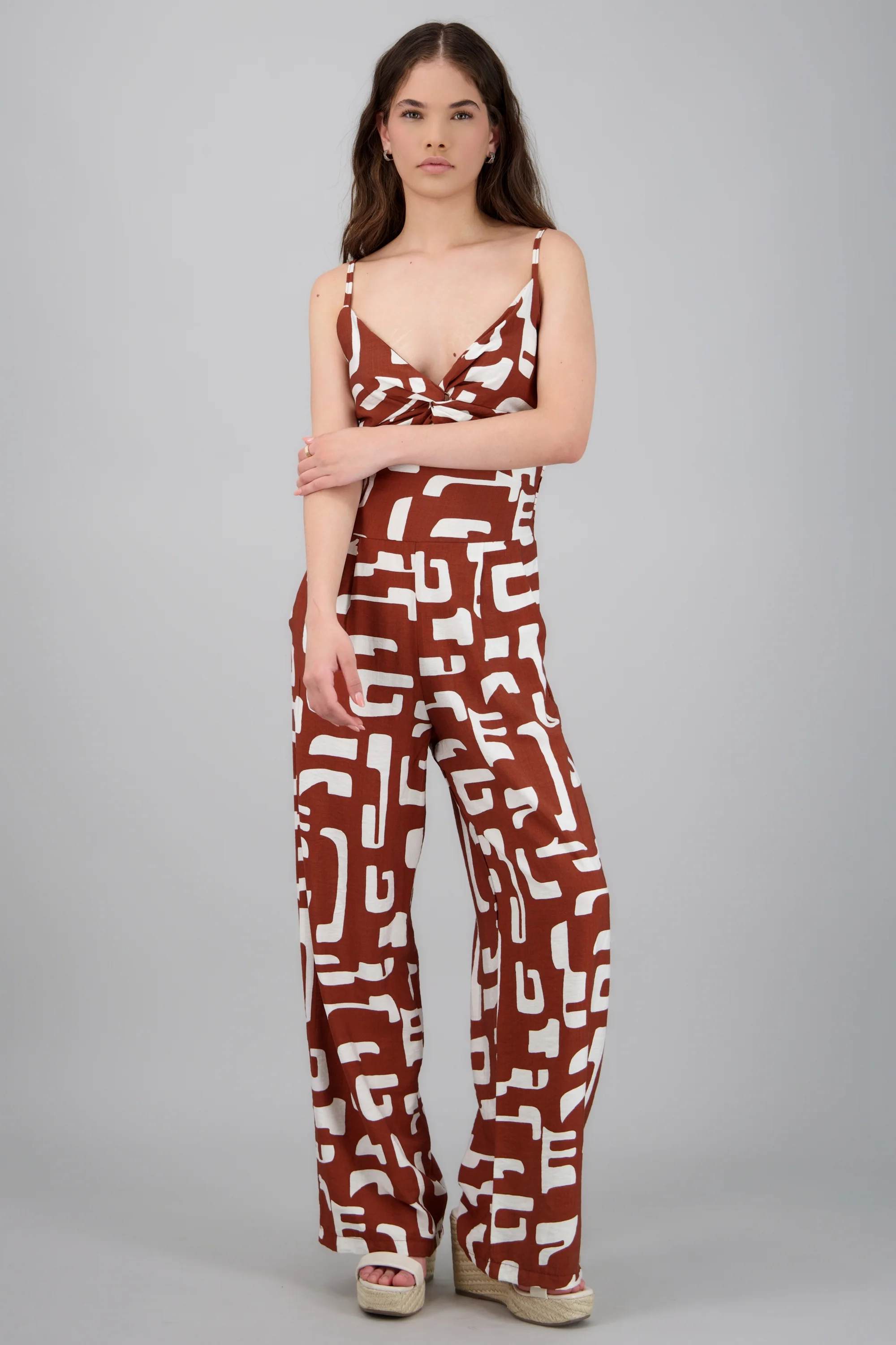 Jumpsuit tirantes estampado figuras asimetricas - Image 2