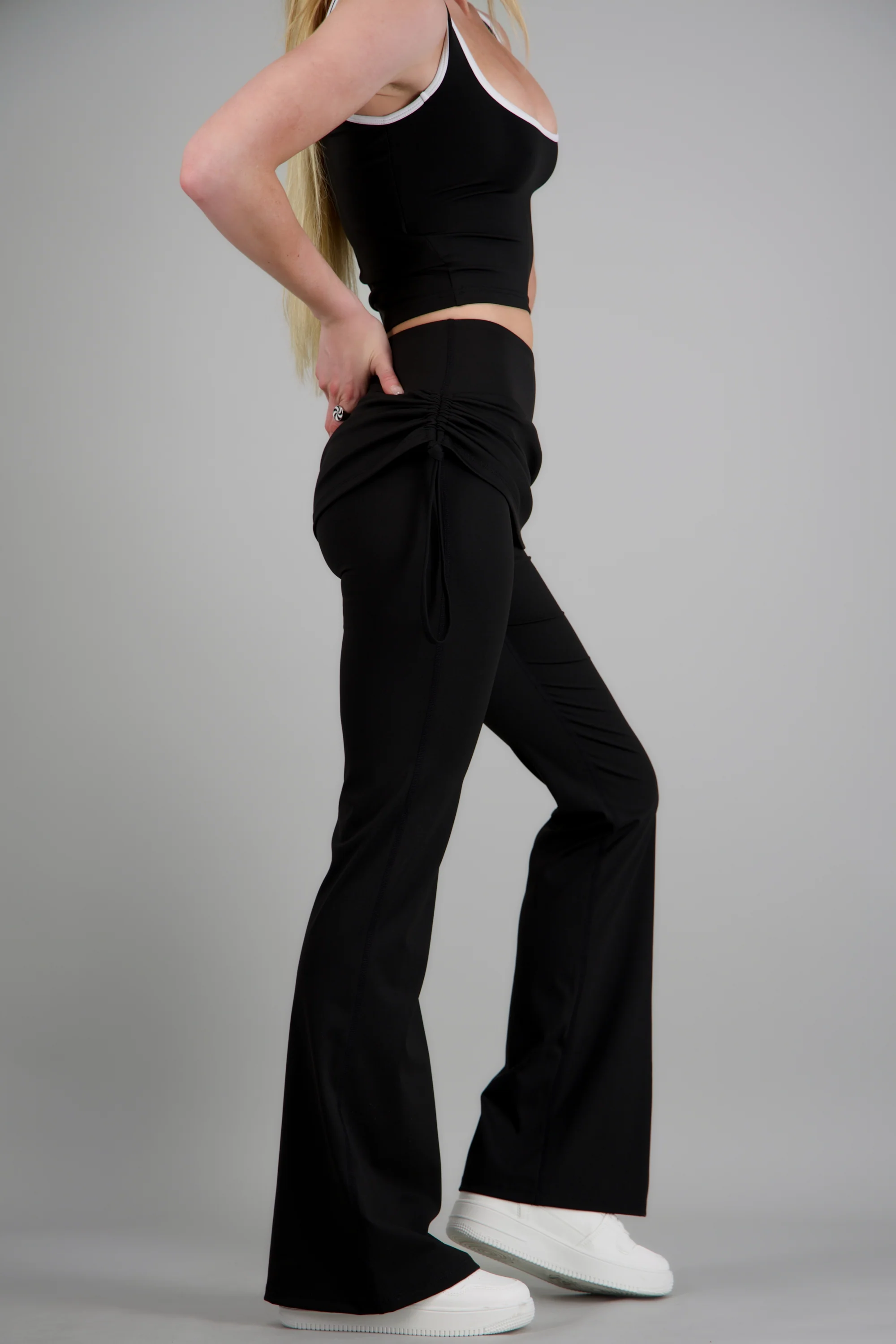 Leggings flare con falda - Image 2