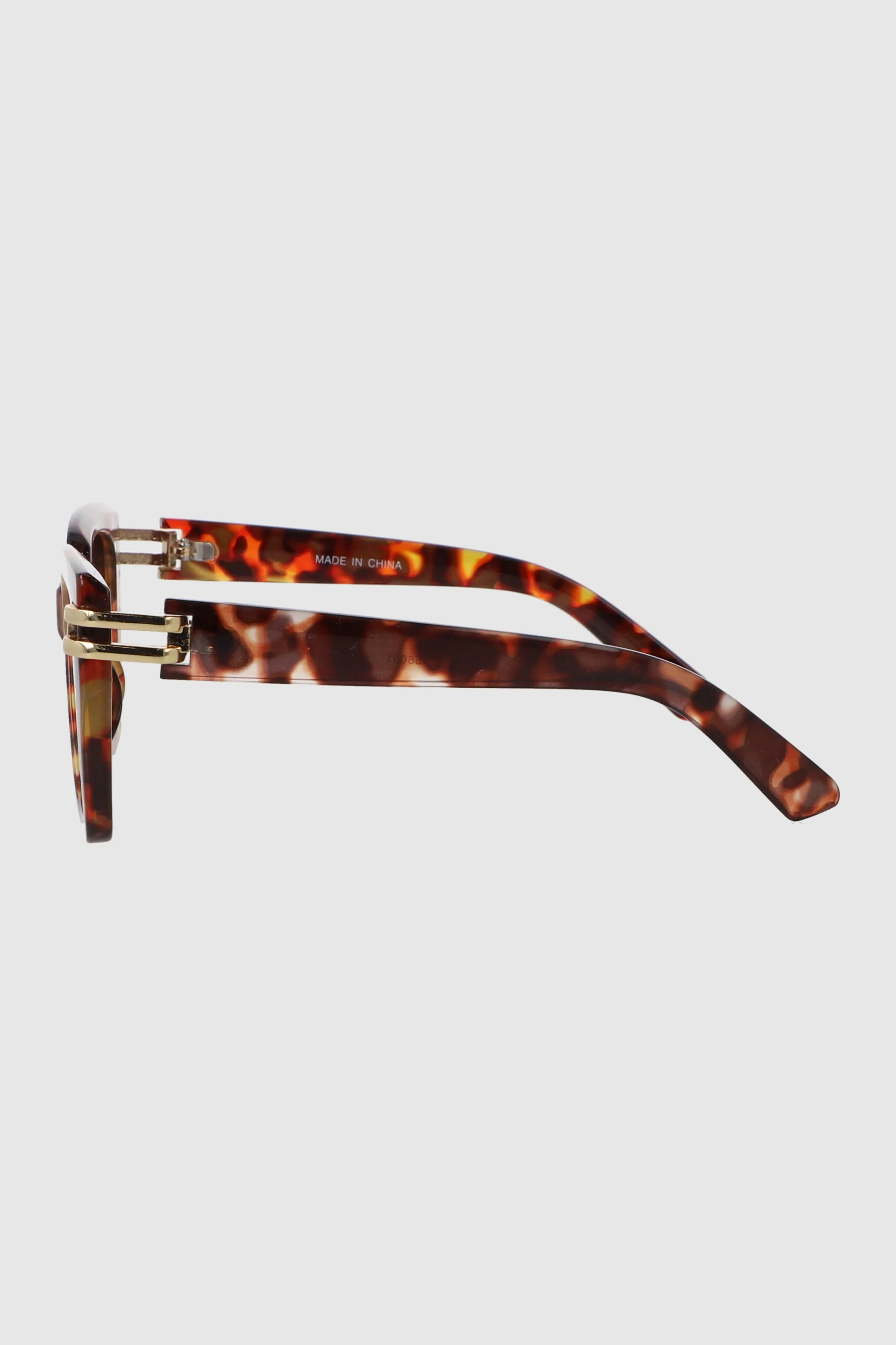 Lente cuadrado cateye con detalle metalico - Image 3